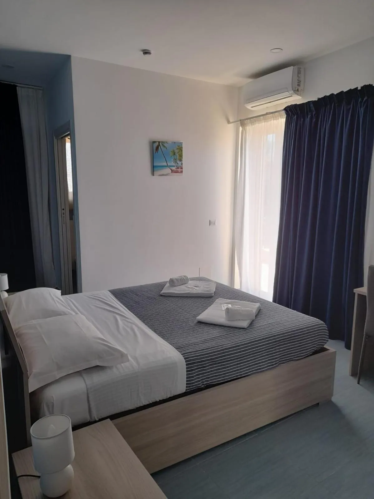 Bed in Naxos Laguna Beach