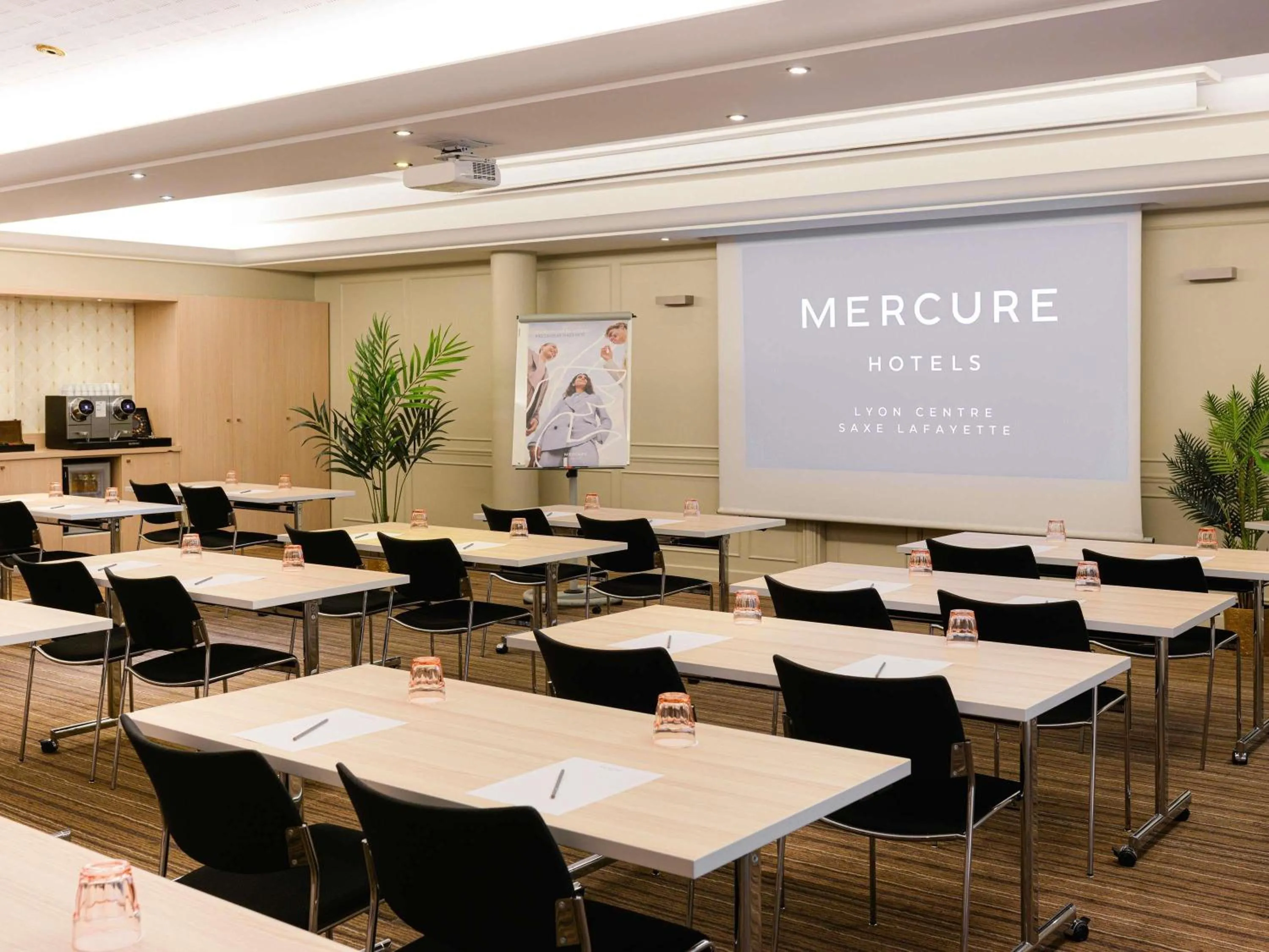 Meeting/conference room in Mercure Lyon Centre Saxe Lafayette