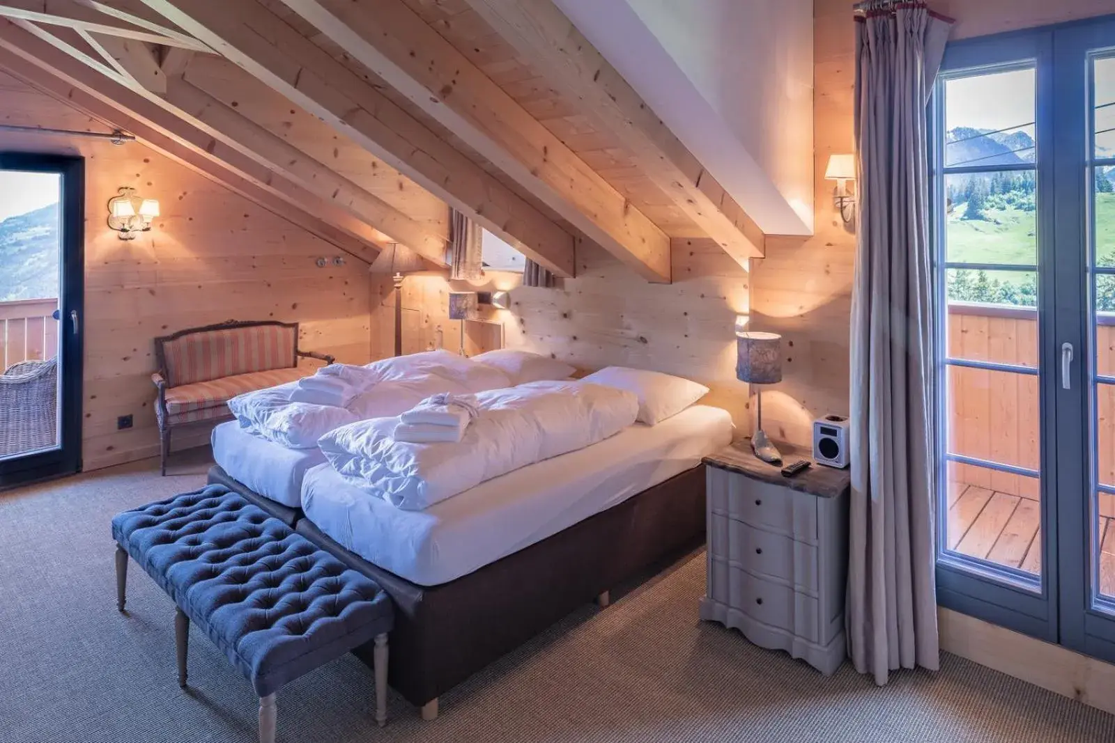 Deluxe Double Room with Balcony in Rinderberg Lodge Deluxe Double Room with Balcony in Rinderberg Lodge