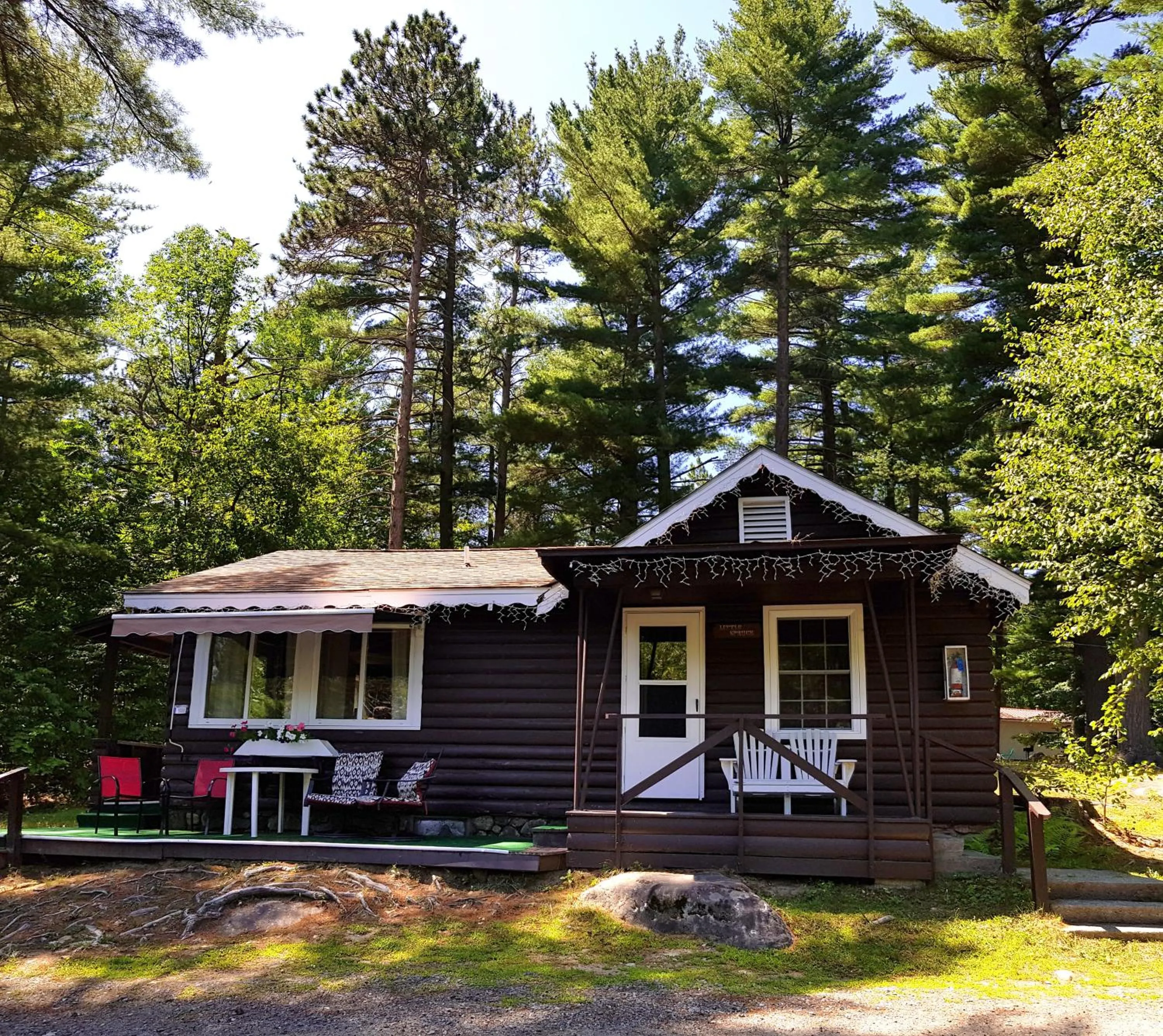 Property building in The Wilderness Inn: Chalets