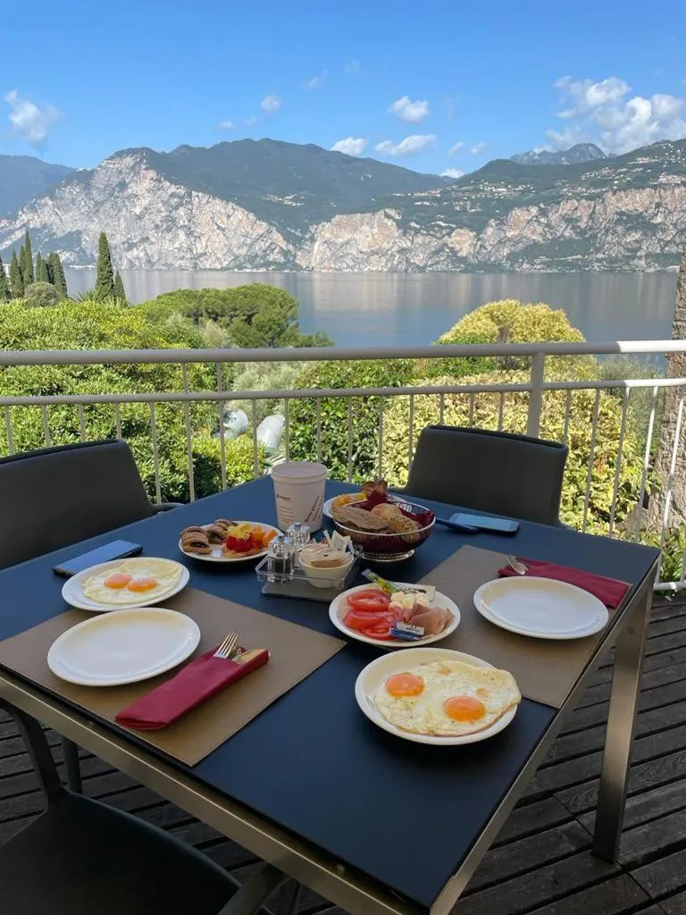 Breakfast in Hotel Roma Aparthotel