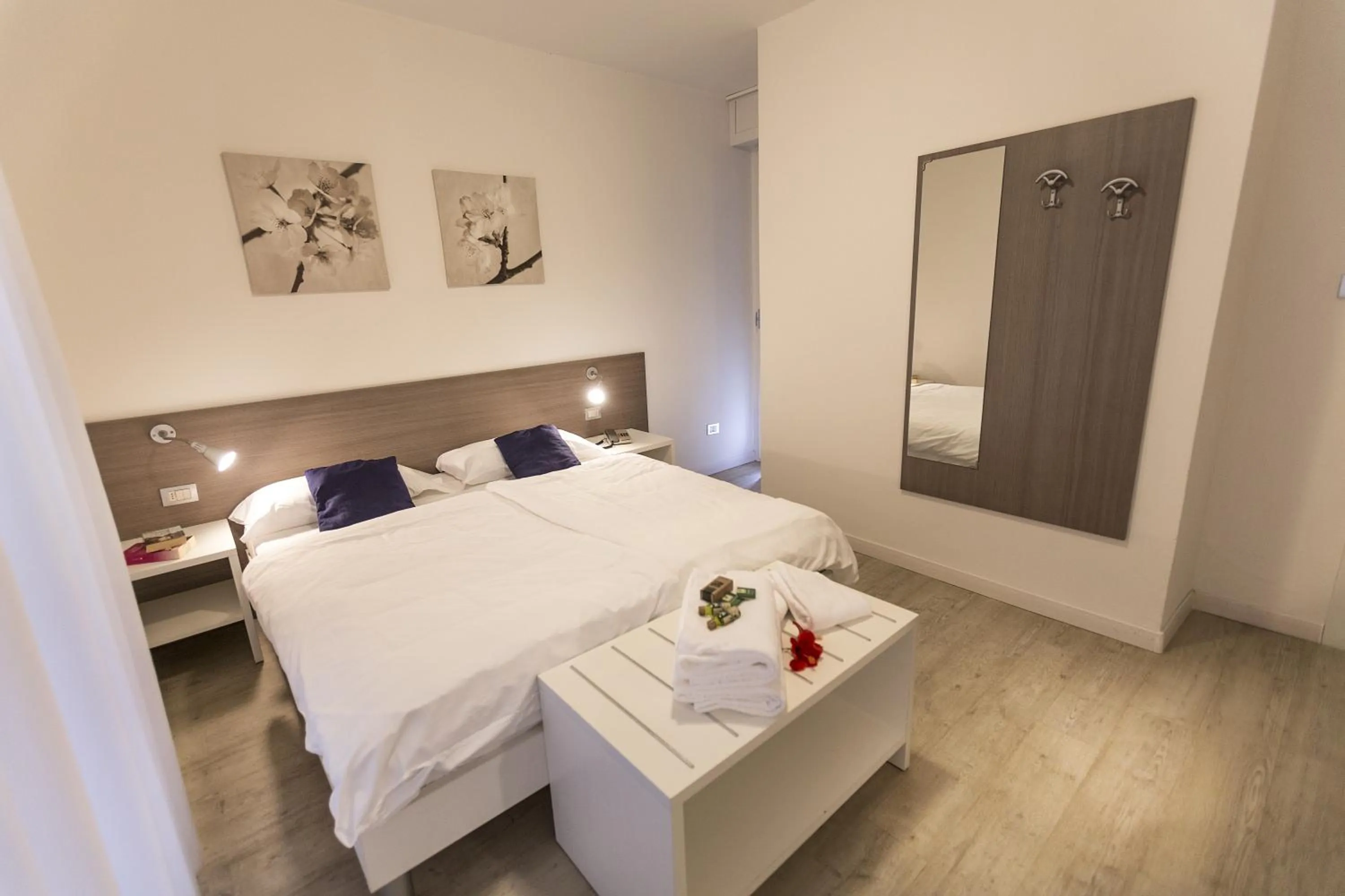 Photo of the whole room in Hotel Roma Aparthotel