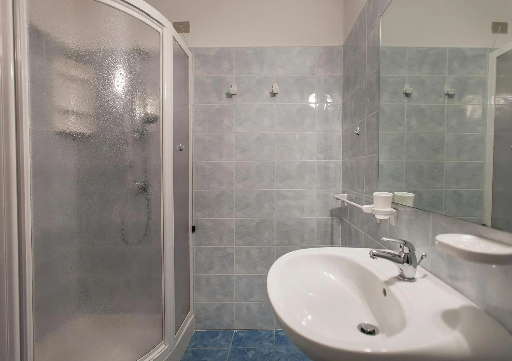 Bathroom in Hotel Roma Aparthotel