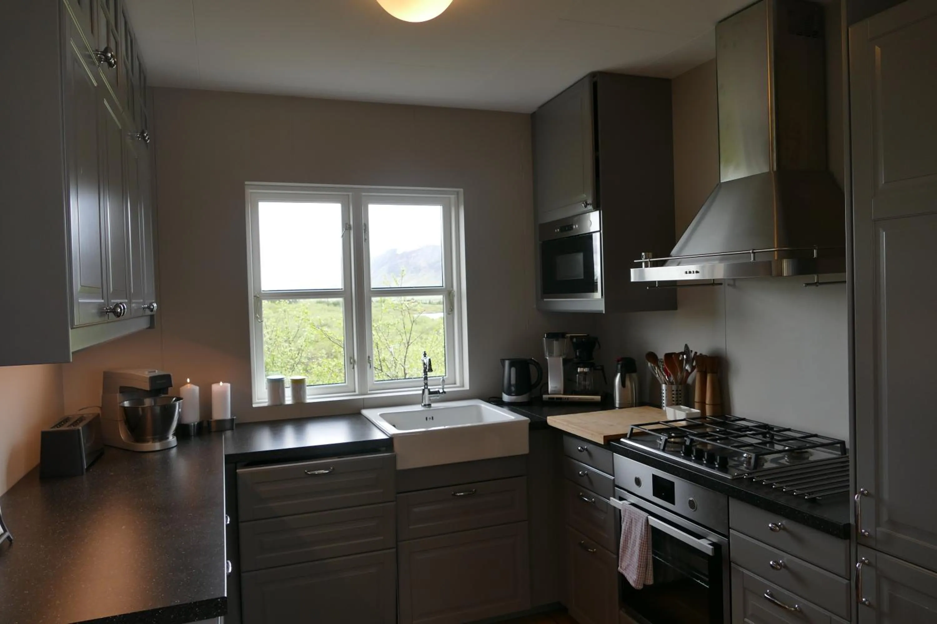 Kitchen or kitchenette in Riverfront romantic Asgardur vacation home of comfort