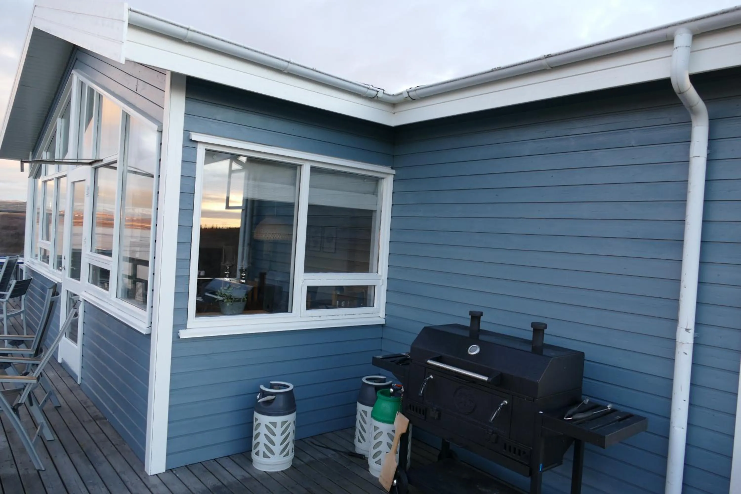 BBQ facilities in Riverfront romantic Asgardur vacation home of comfort