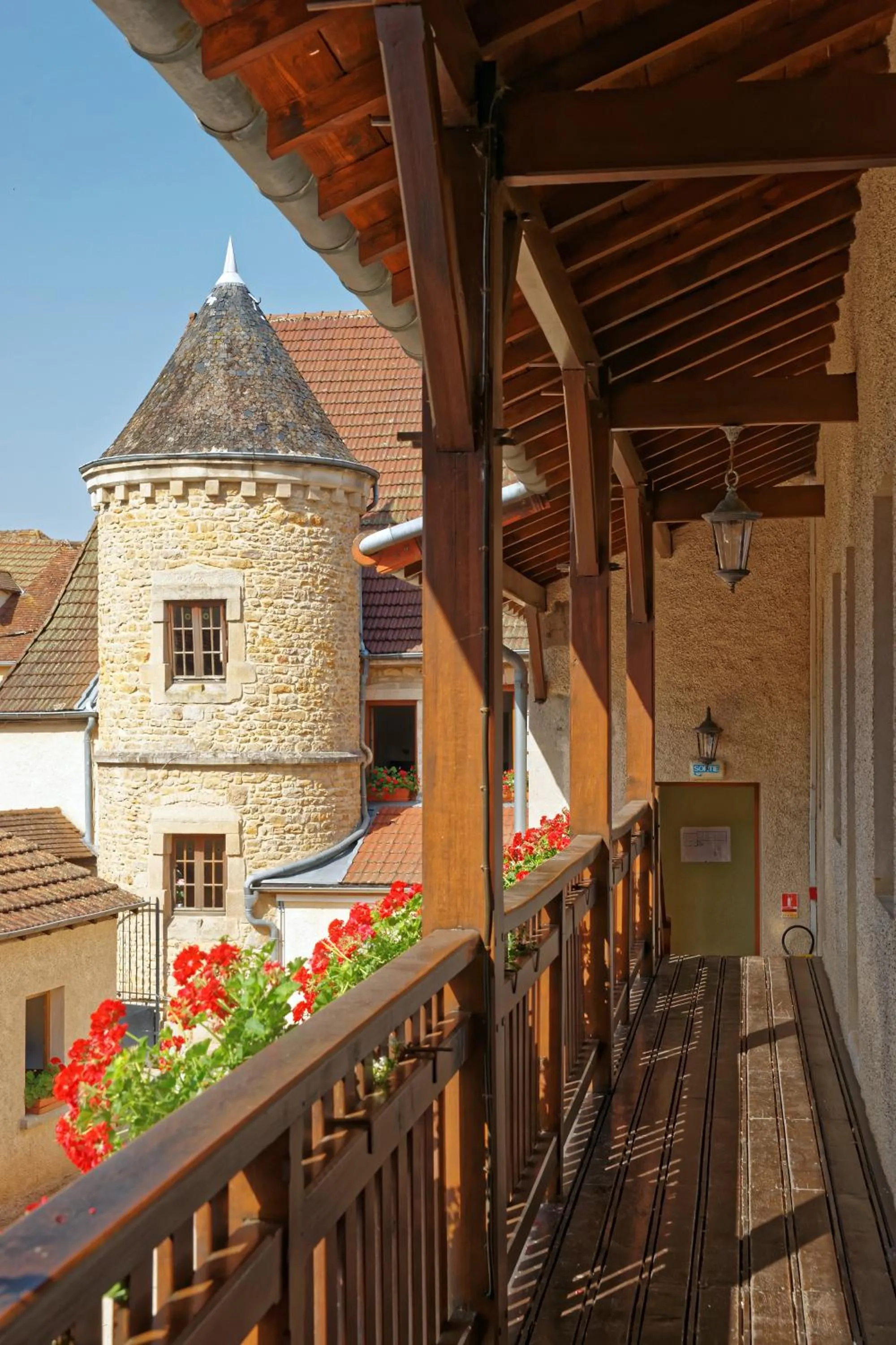 Balcony/Terrace in Logis Des Trois Maures