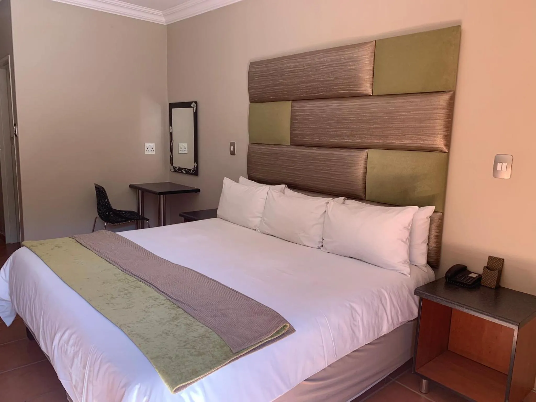 Twin Room in Polokwane Lodge