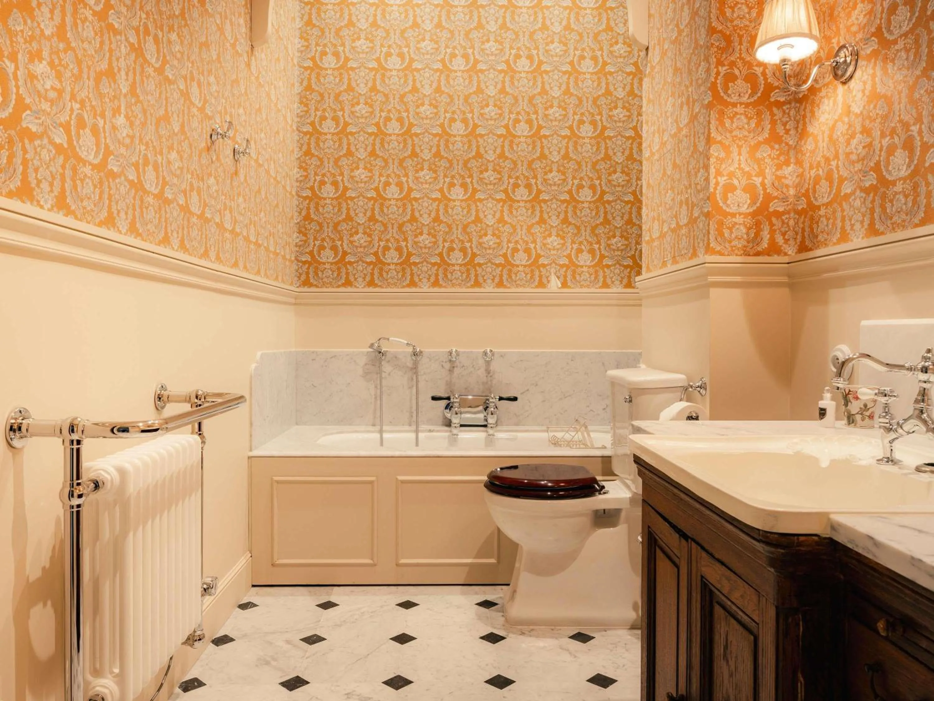 Bedroom in Abbaye Des Vaux De Cernay
