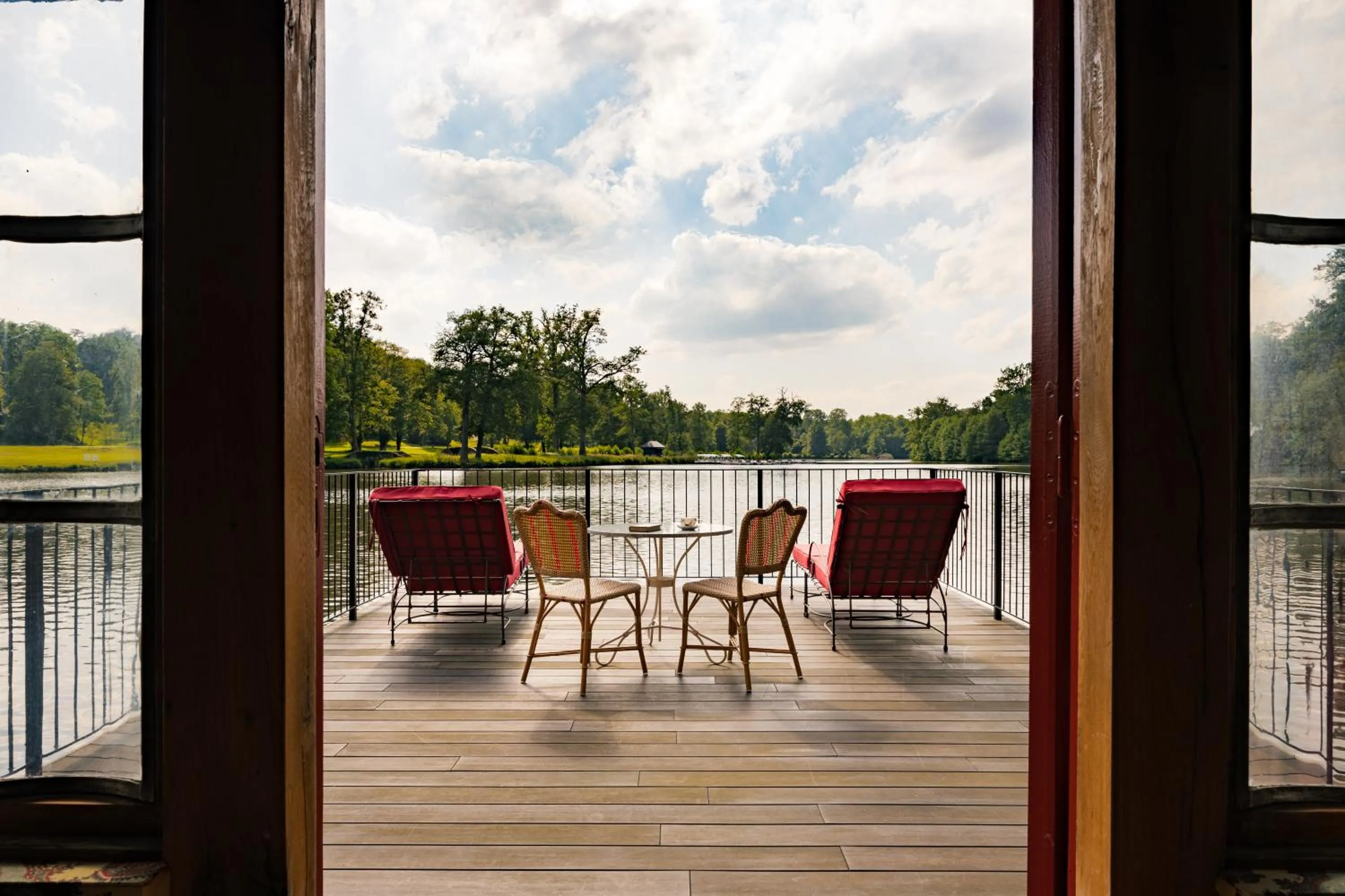 Lake view in Abbaye Des Vaux De Cernay