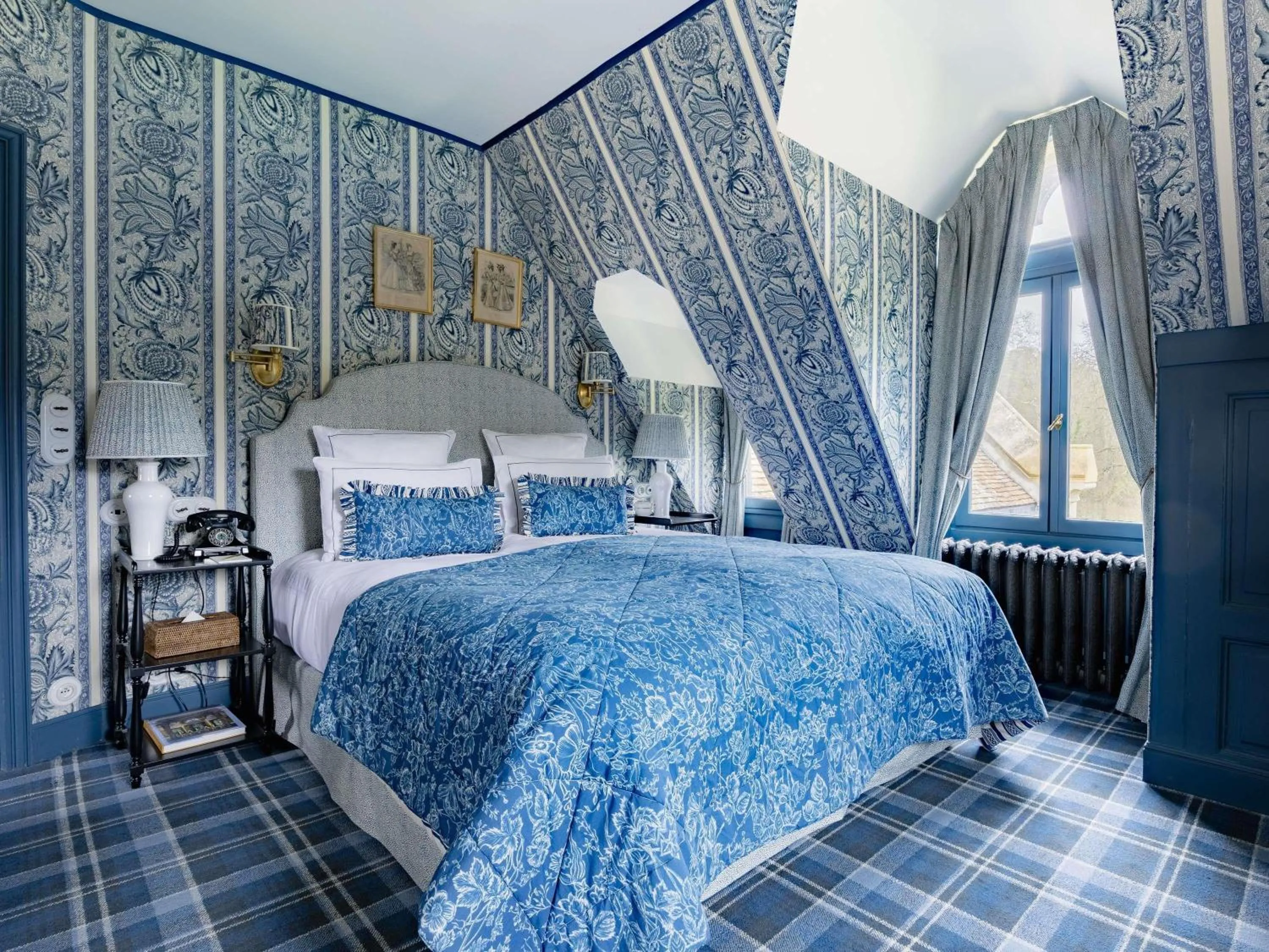 Bedroom, Bed in Abbaye Des Vaux De Cernay