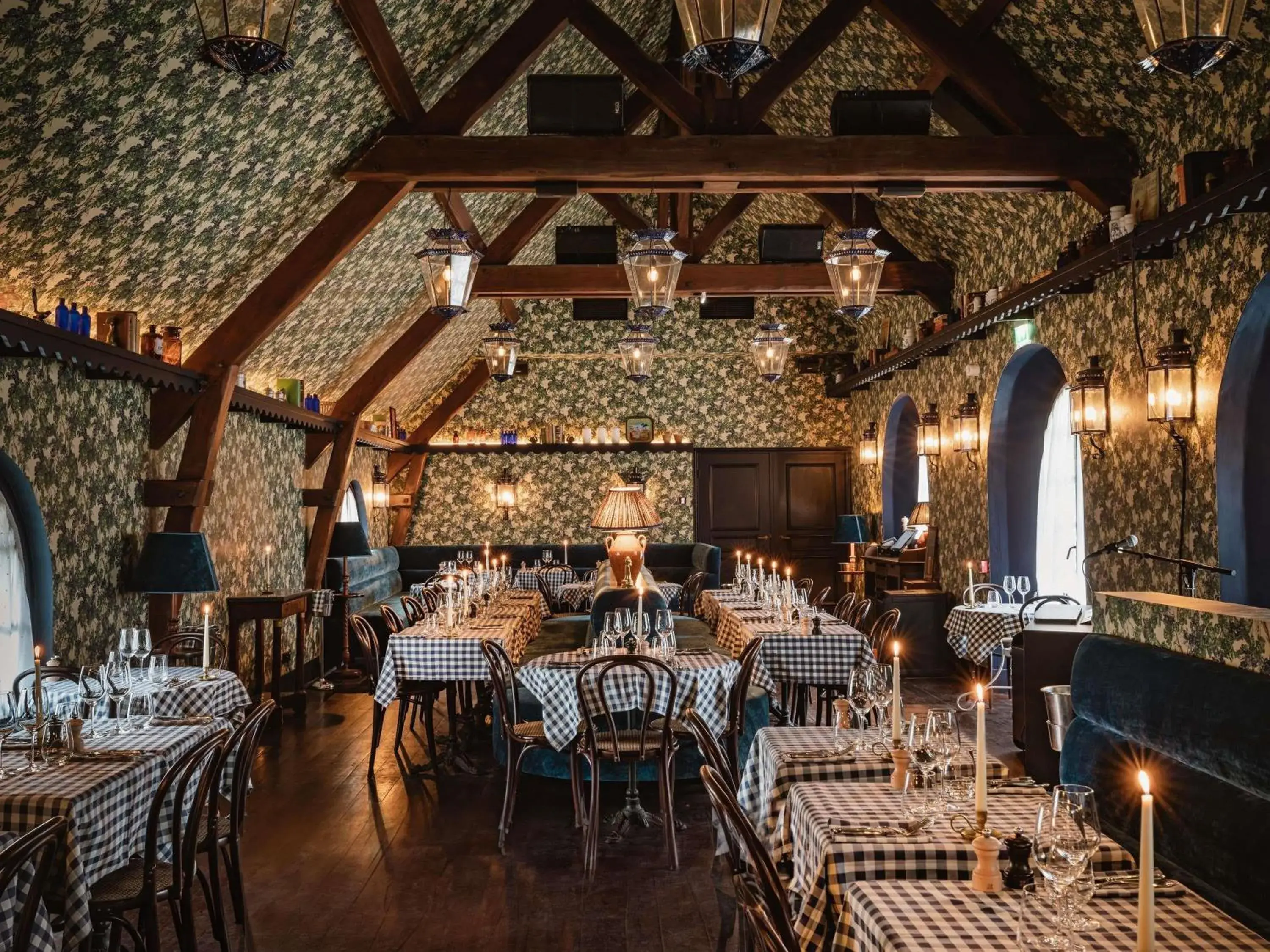 Restaurant/places to eat in Abbaye Des Vaux-De-Cernay Restaurant/places to eat in Abbaye Des Vaux-De-Cernay