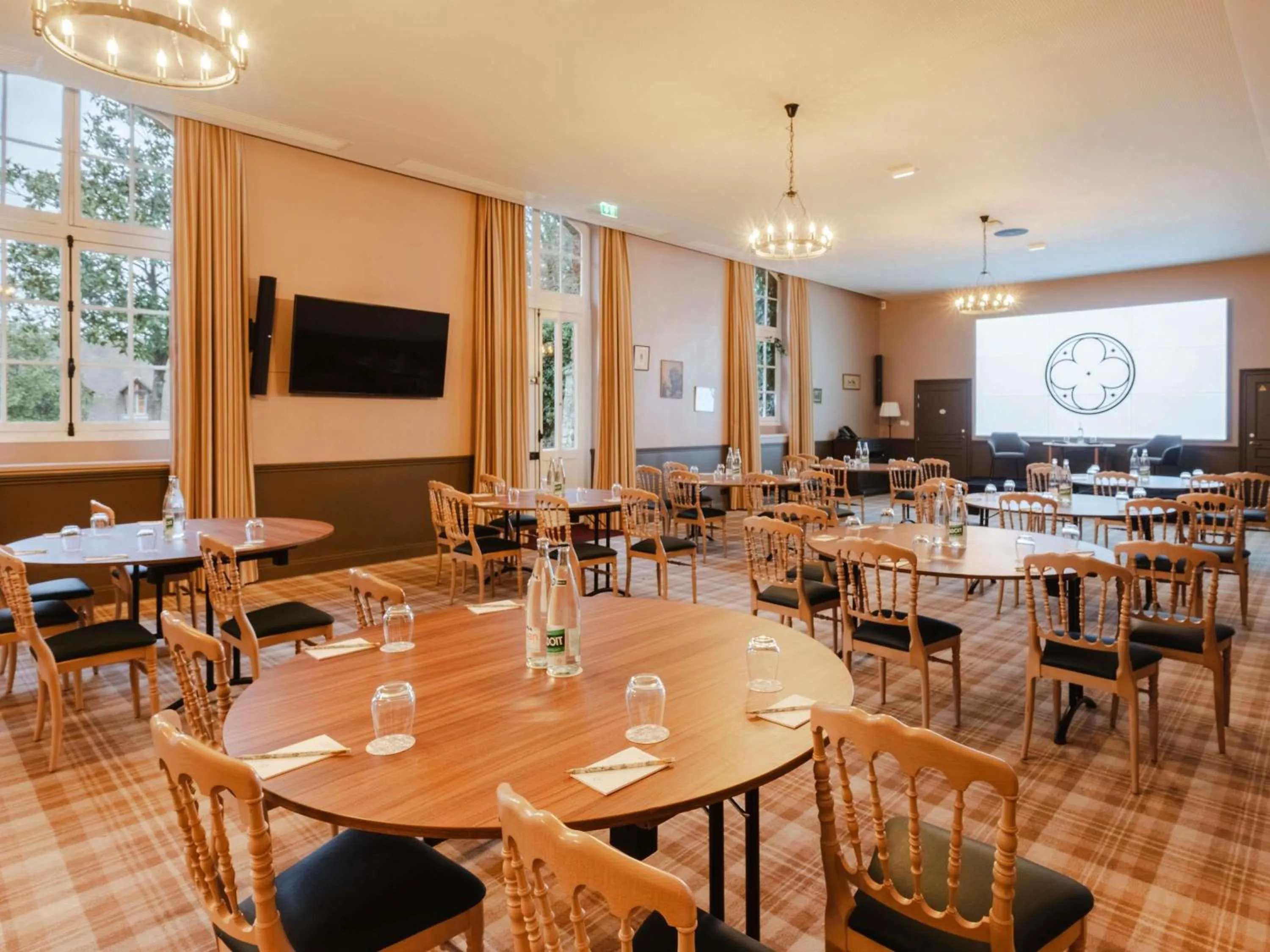 Meeting/conference room in Abbaye Des Vaux De Cernay