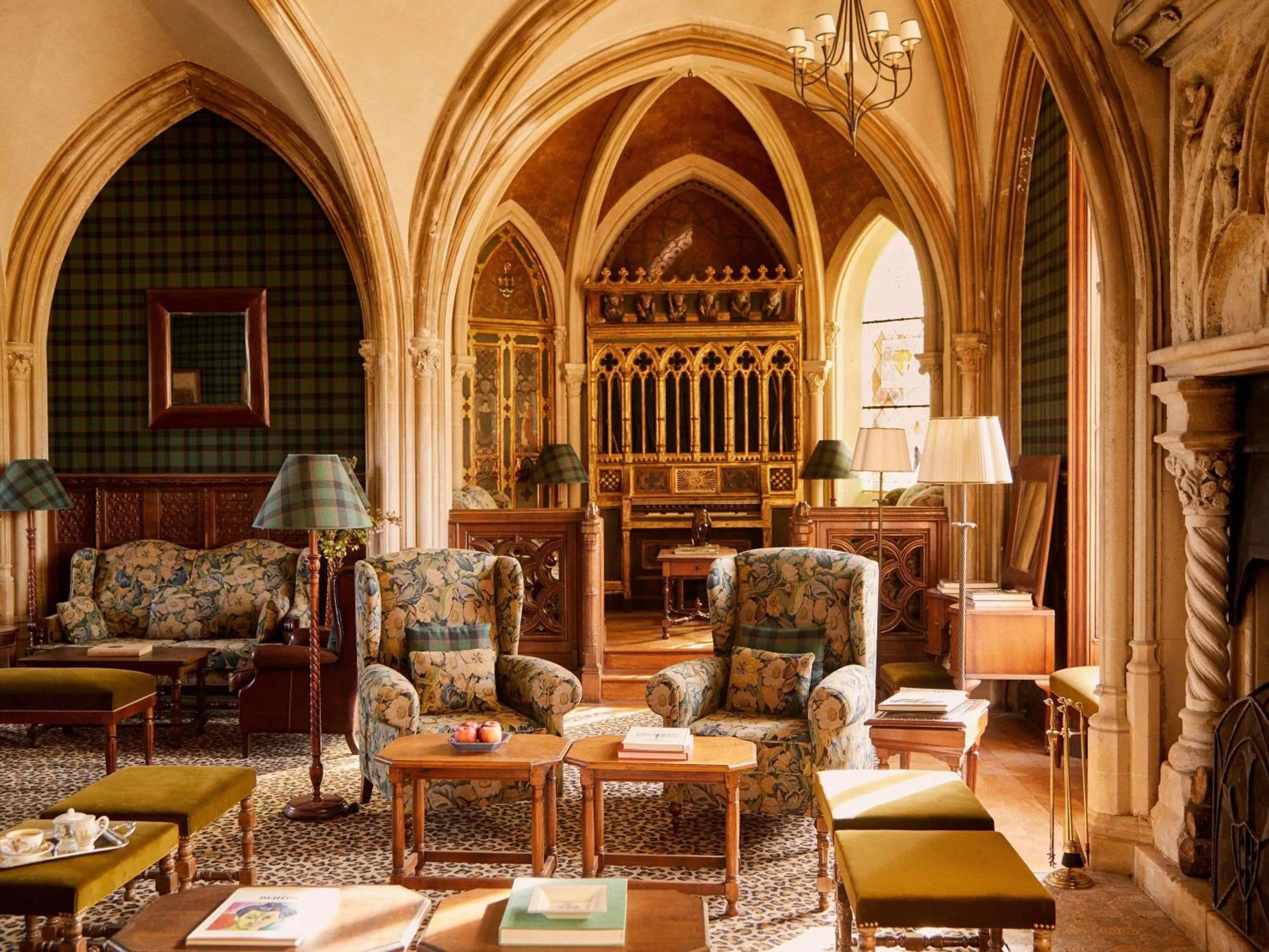 Lounge or bar in Abbaye Des Vaux De Cernay