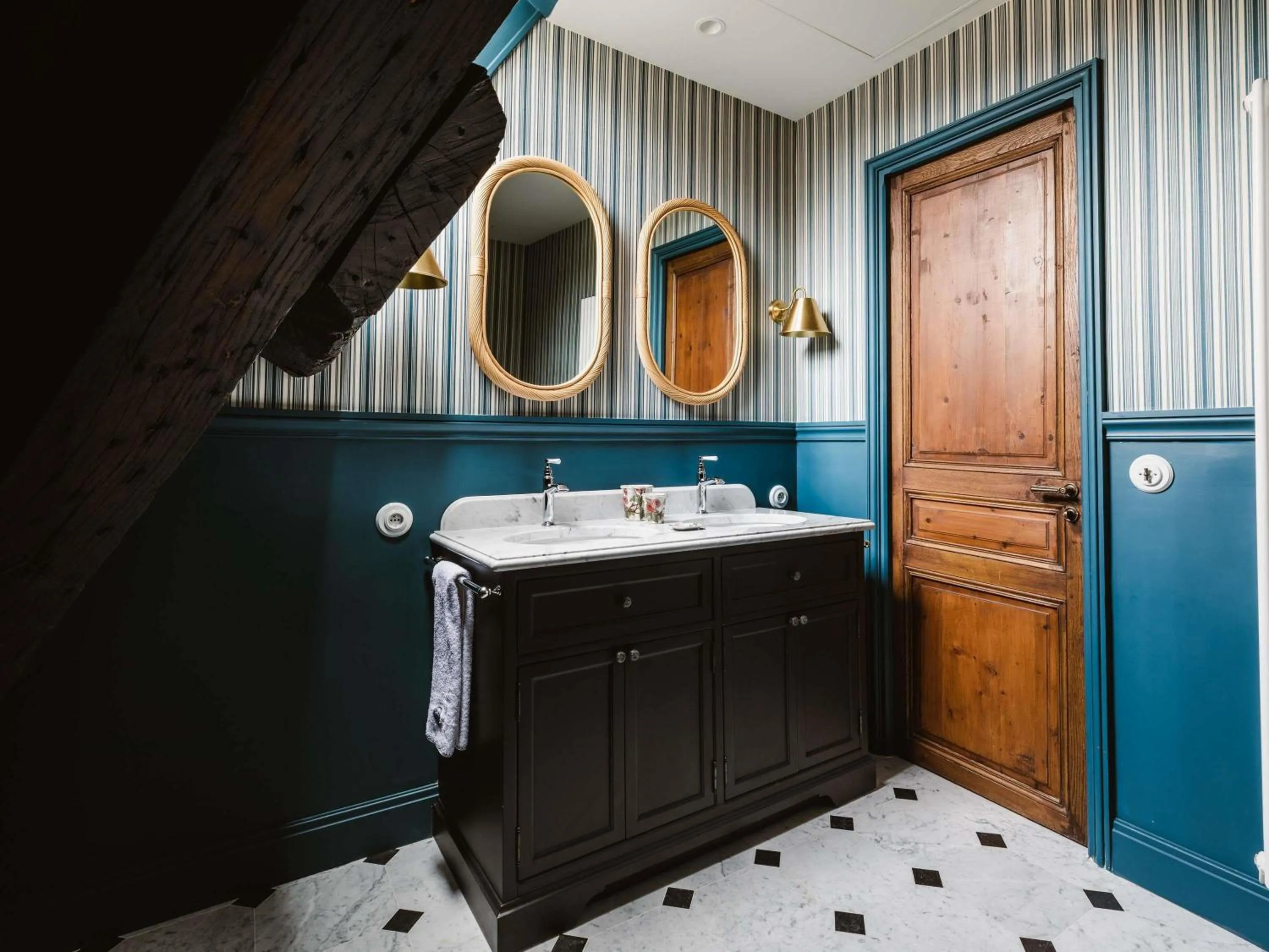 Bathroom in Abbaye Des Vaux De Cernay