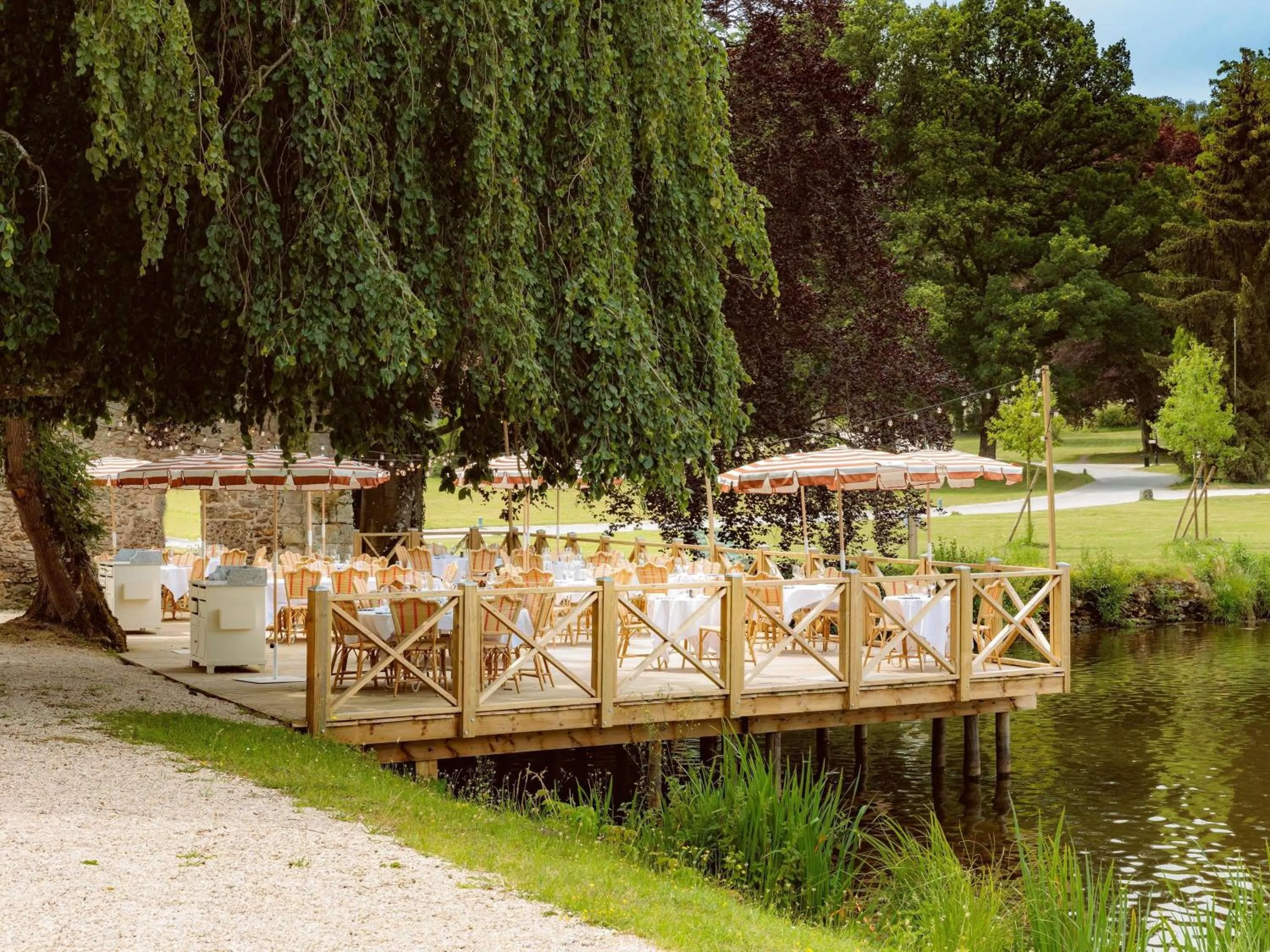 Restaurant/places to eat in Abbaye Des Vaux De Cernay
