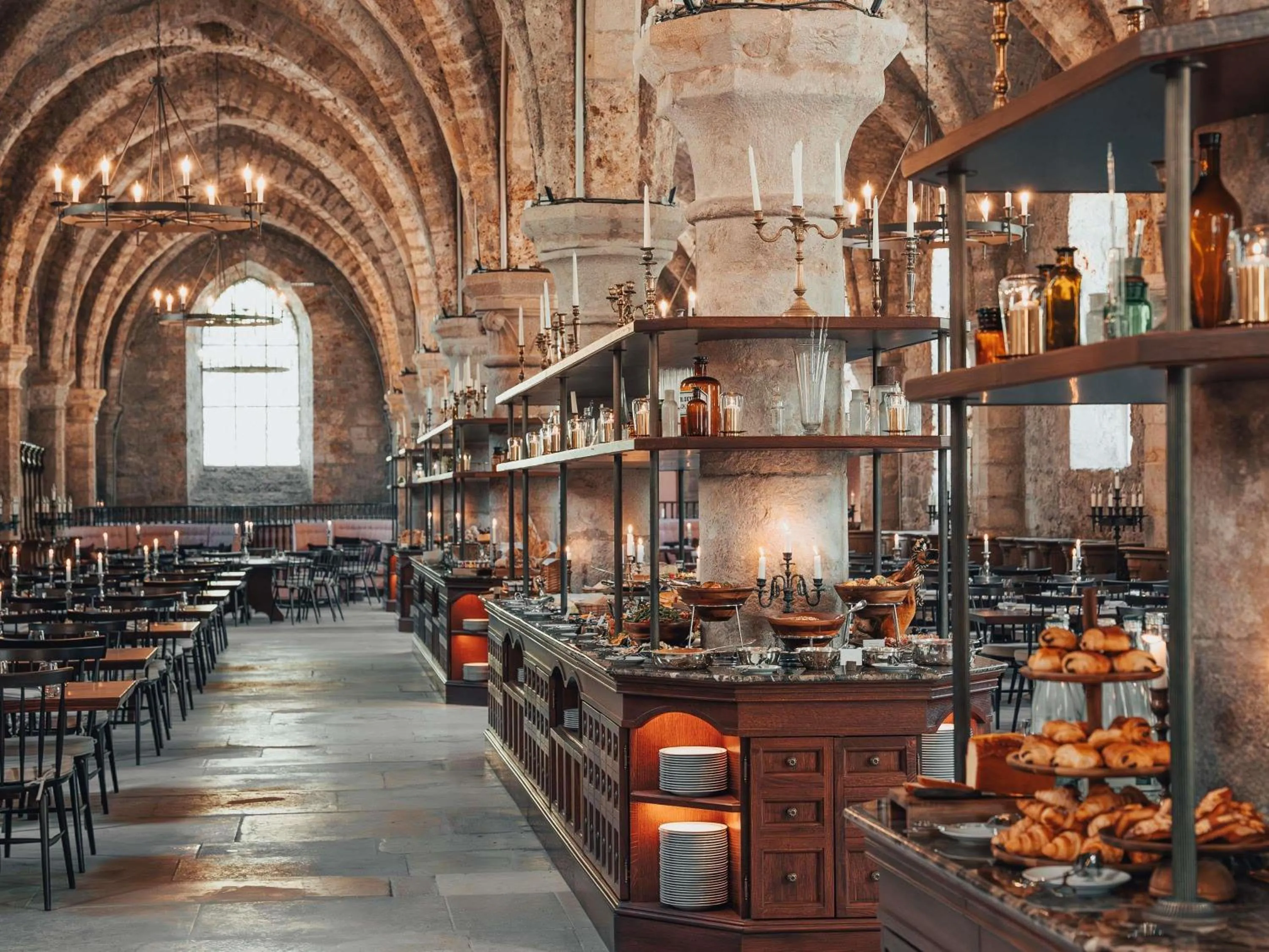 Restaurant/places to eat in Abbaye Des Vaux-De-Cernay