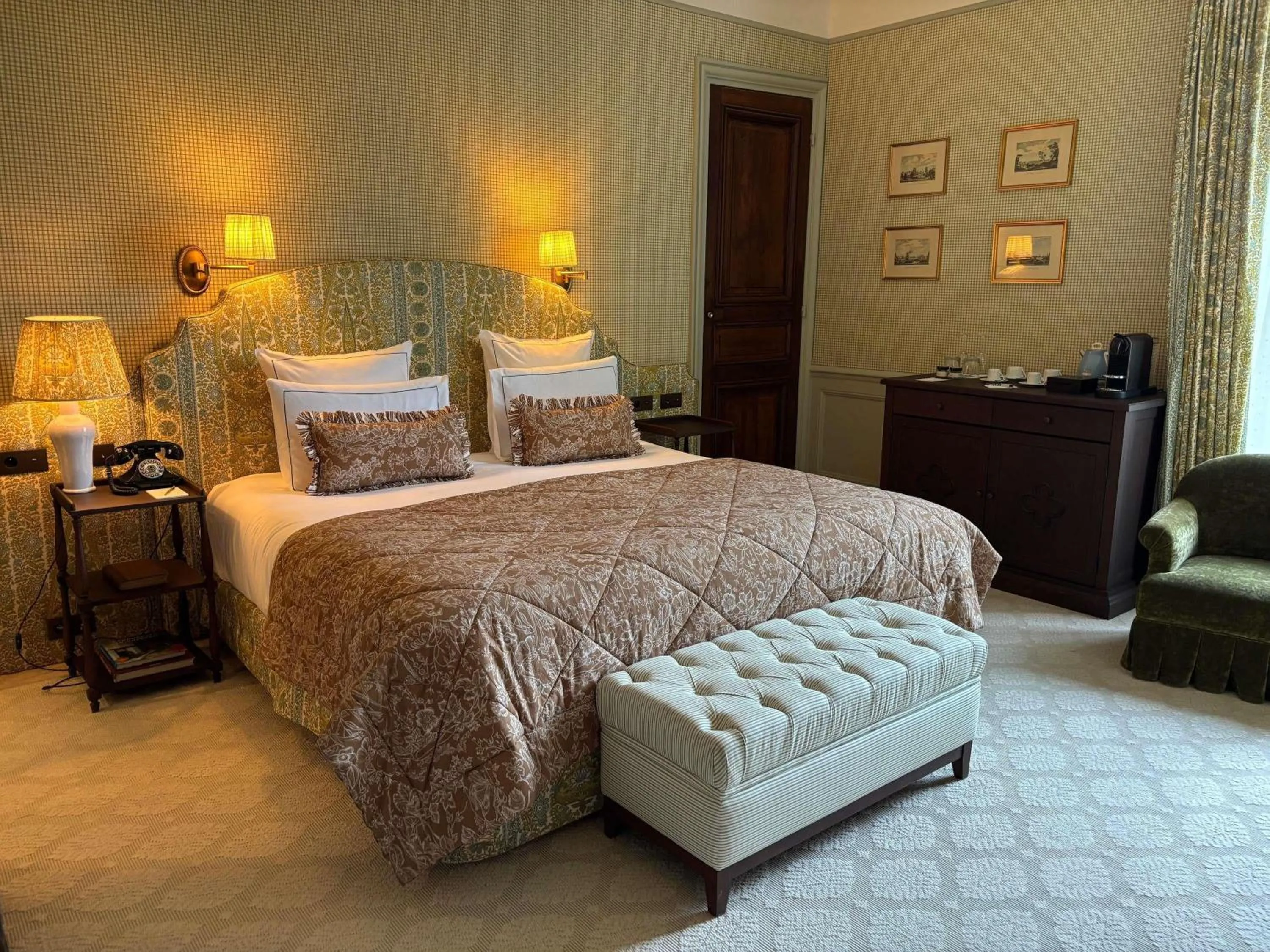 Bedroom, Bed in Abbaye Des Vaux De Cernay