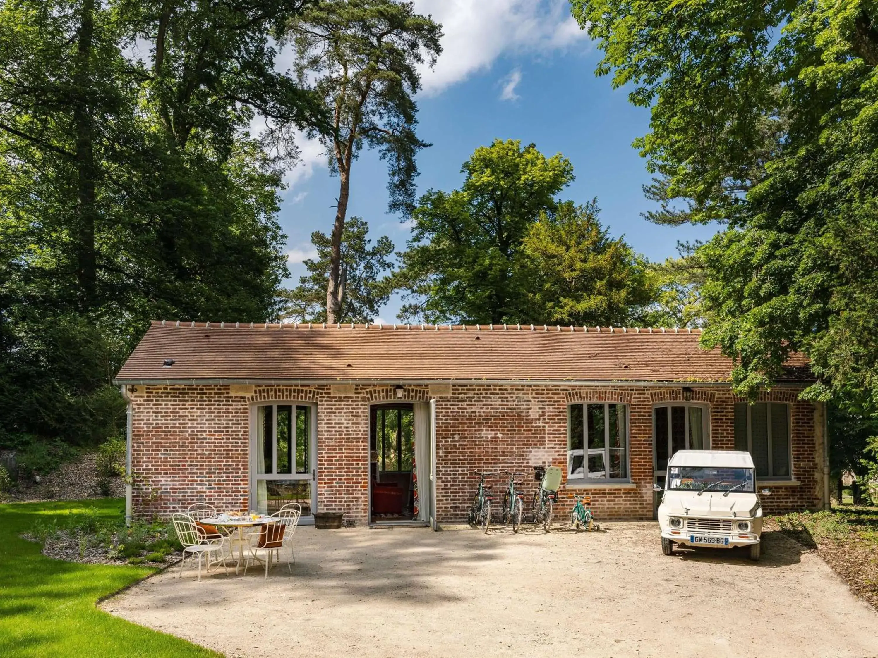 Bedroom in Abbaye Des Vaux De Cernay Bedroom in Abbaye Des Vaux De Cernay