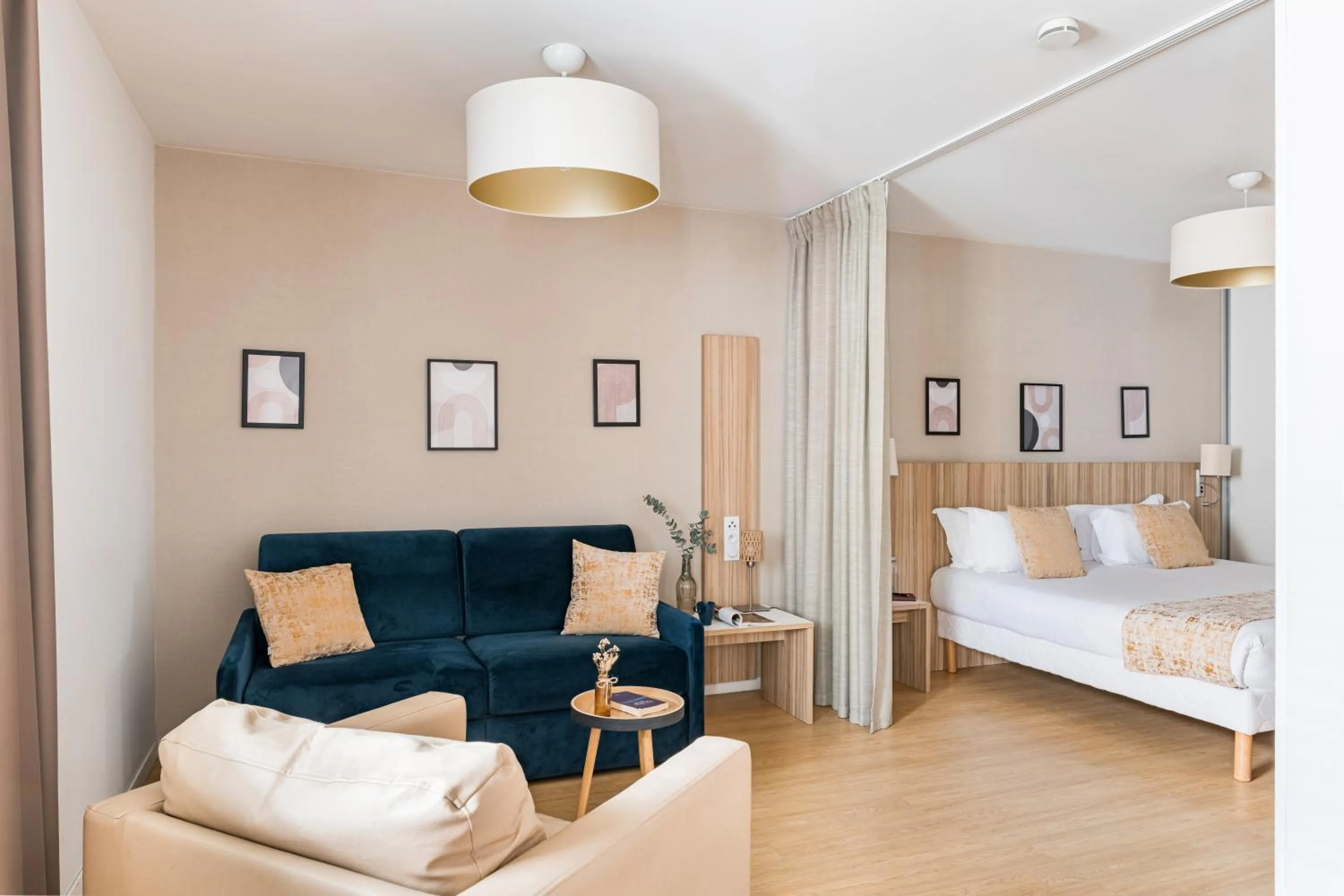 Bed in Appart hôtel Q7 Lodge Lyon 7