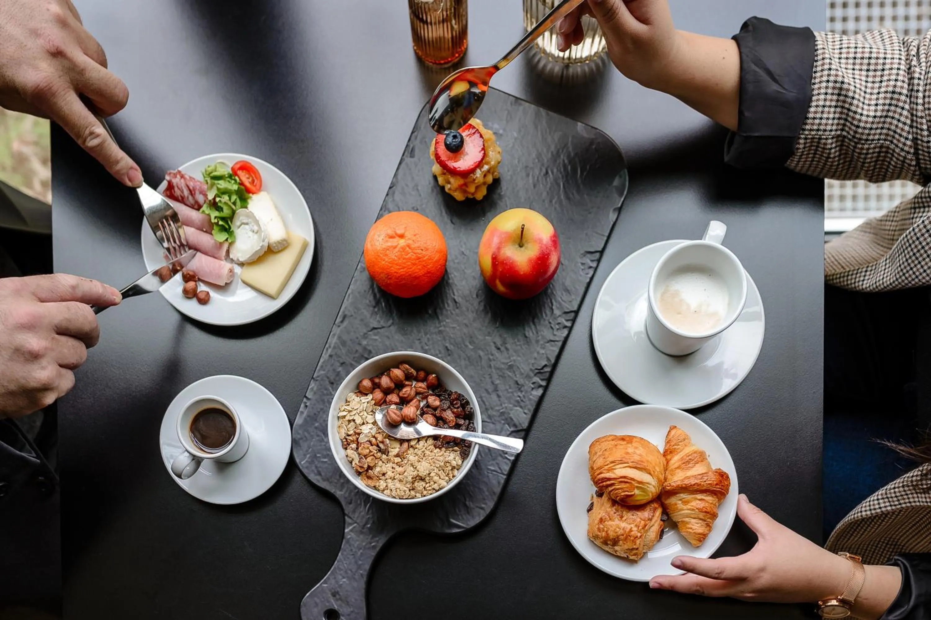 Food and drinks in Appart hôtel Q7 Lodge Lyon 7