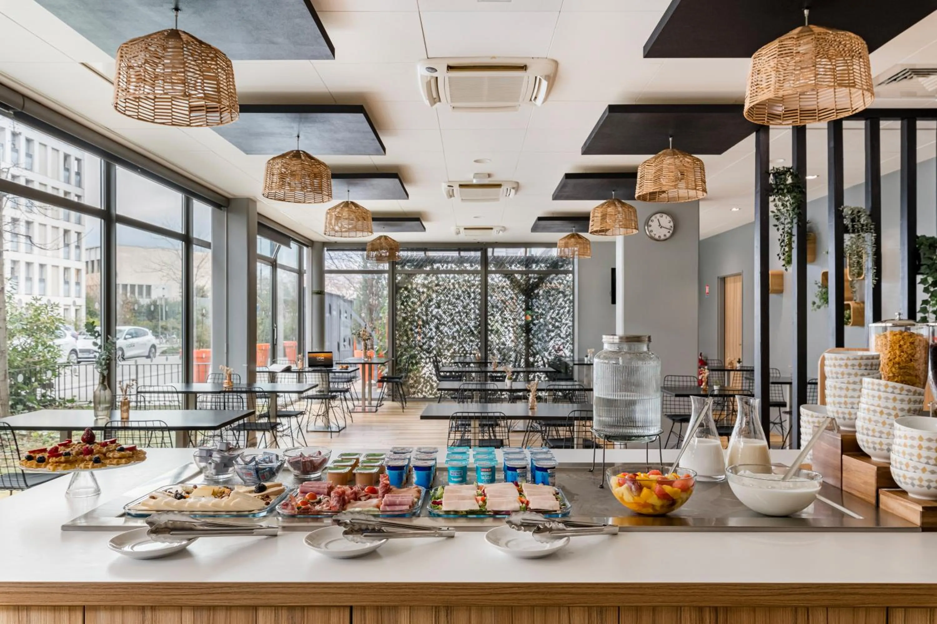 Food and drinks in Appart hôtel Q7 Lodge Lyon 7