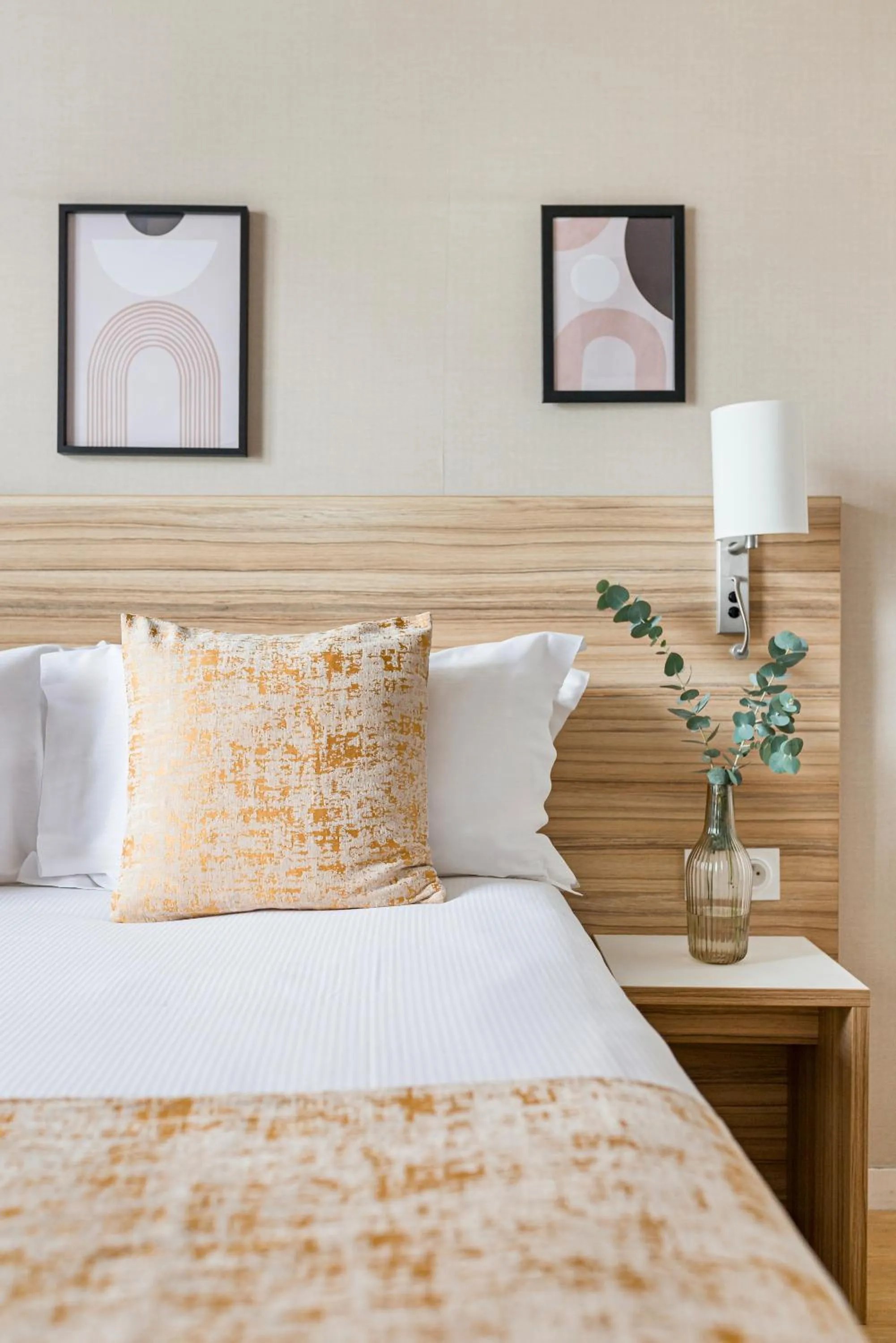 Bed in Appart hôtel Q7 Lodge Lyon 7