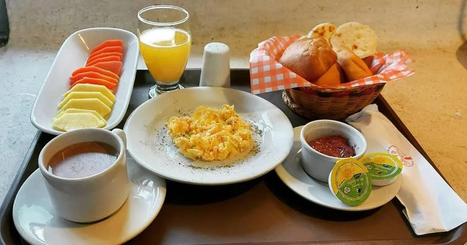 Breakfast in Hotel Mesón de los Virreyes