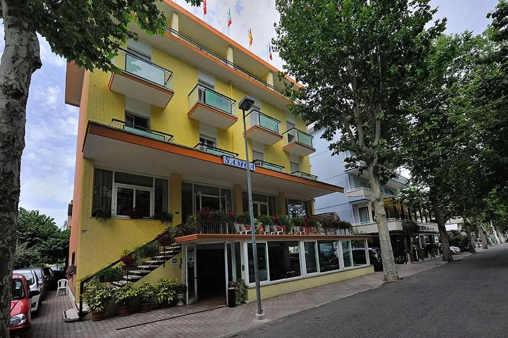 Facade/entrance in Hotel Samoa