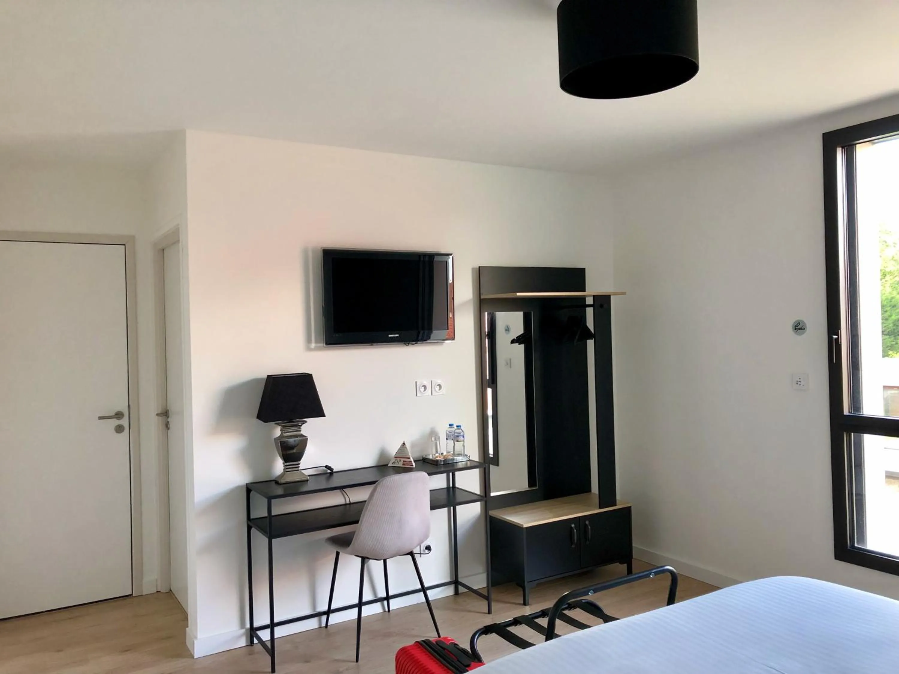 Bed in HÔTELYA - Lille Villeneuve d'Ascq