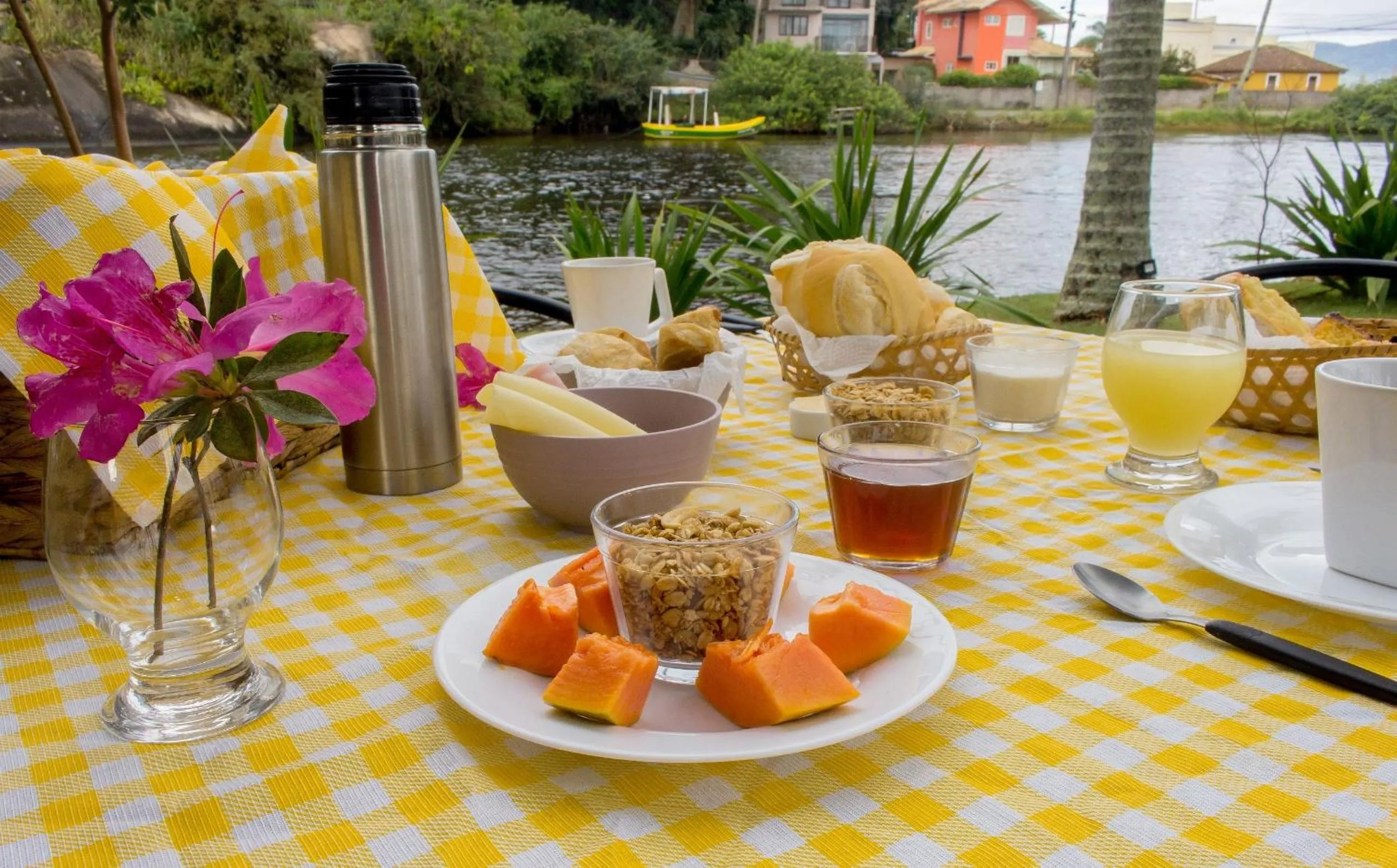 Breakfast in Pousada Quinta da Margem