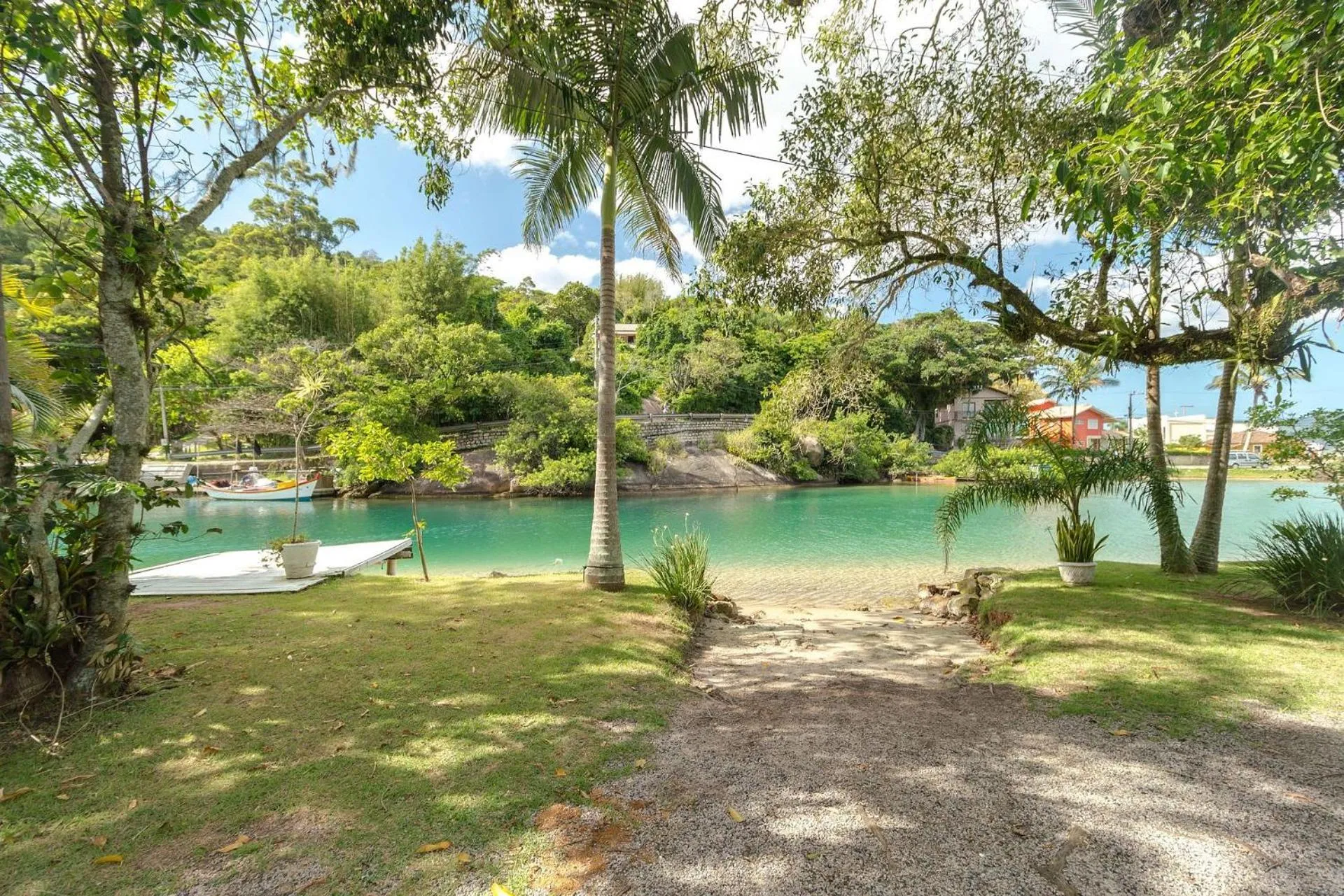 Garden view in Pousada Quinta da Margem