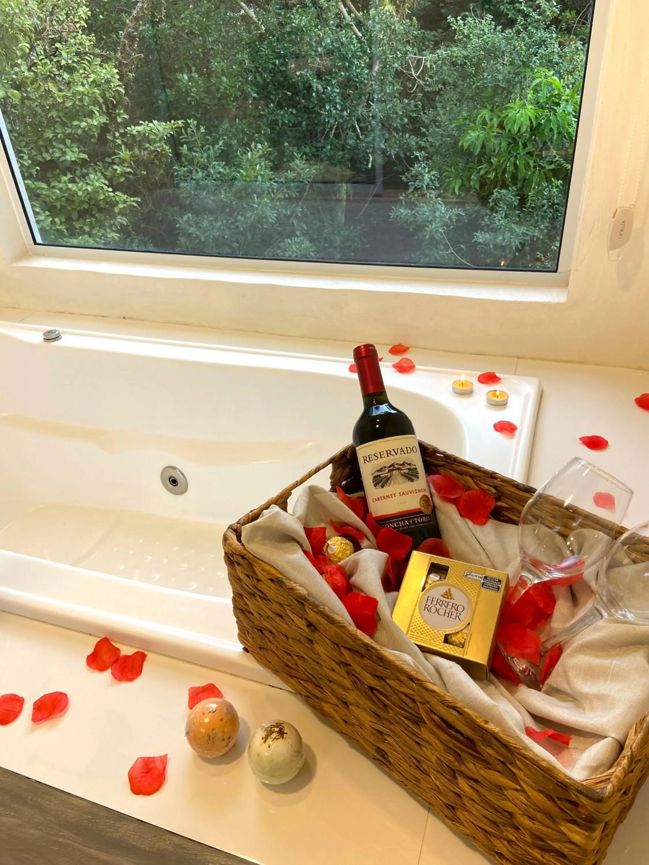 Hot Tub in Pousada Quinta da Margem