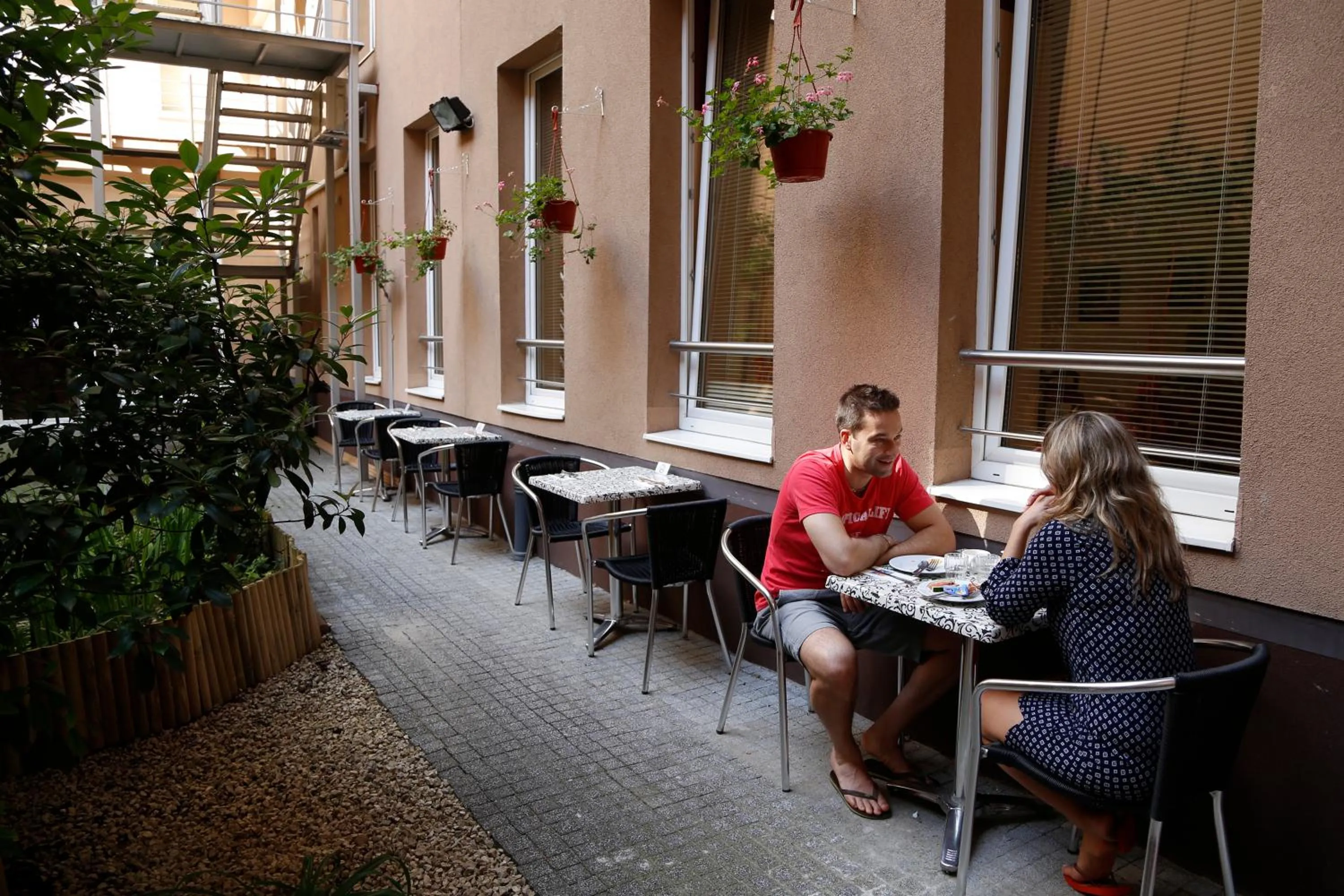 Garden in Six Inn Hotel Budapest