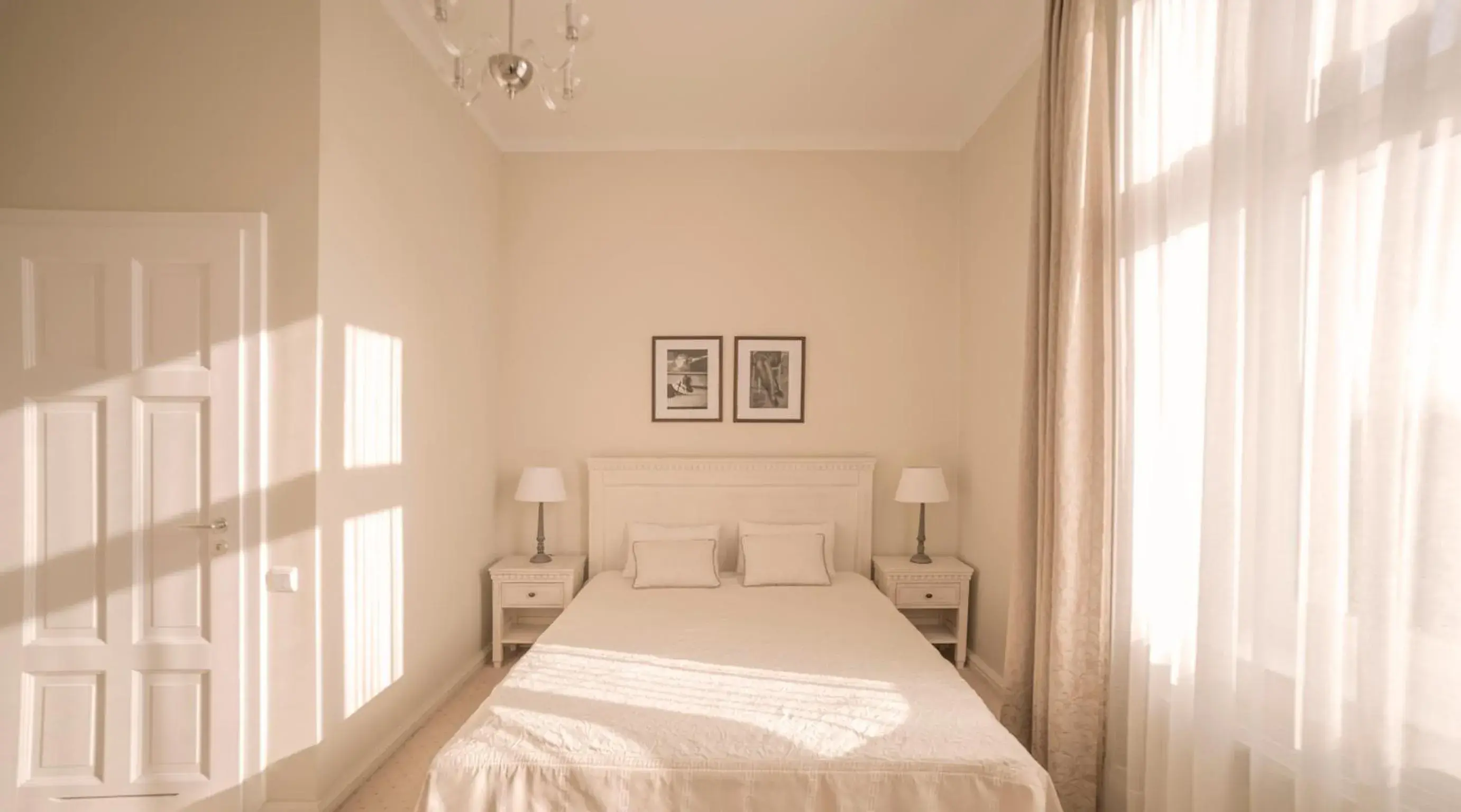 Superior Double Room in Villa Modiva Superior Double Room in Villa Modiva