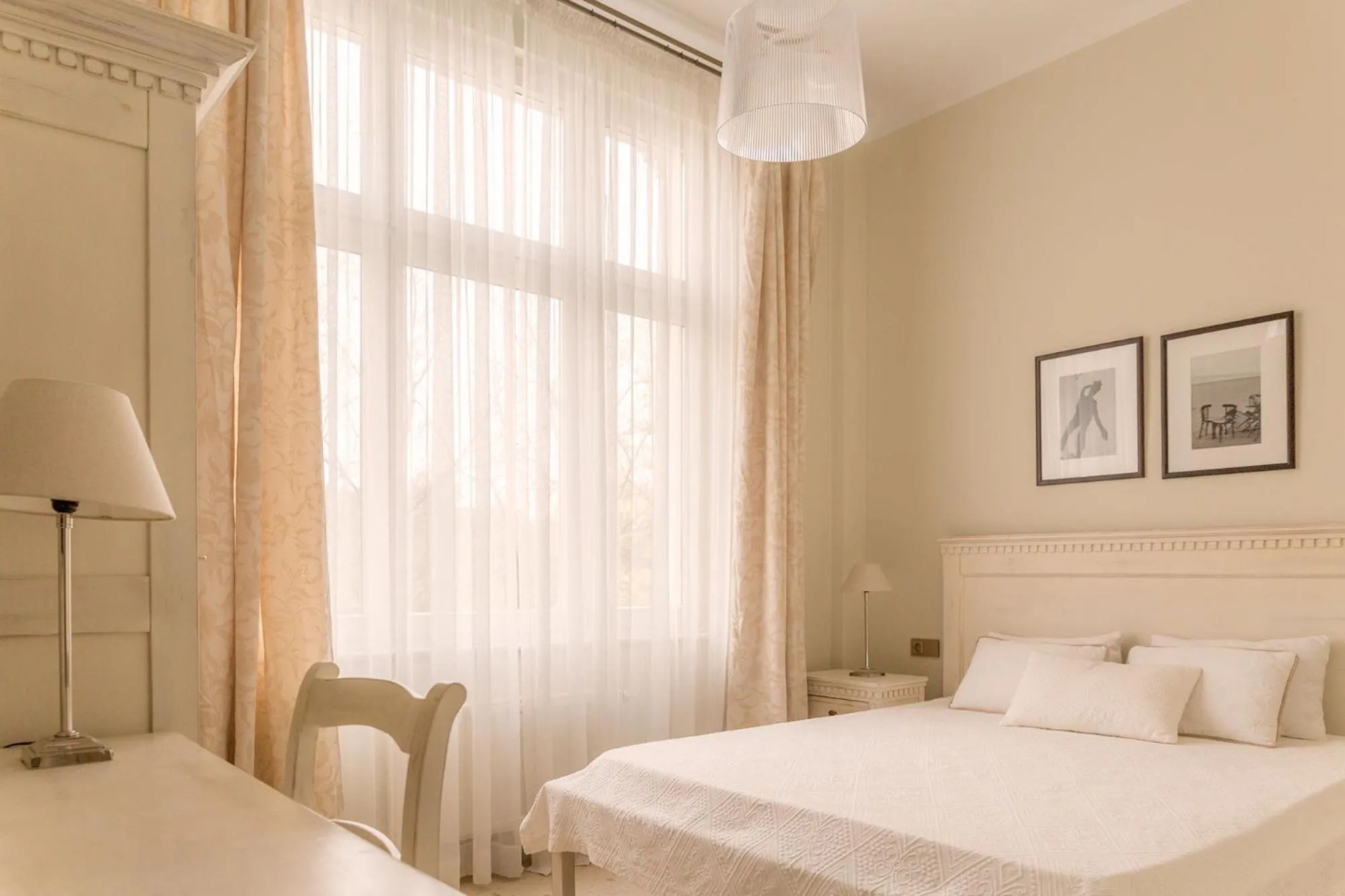 Standard Double Room in Villa Modiva