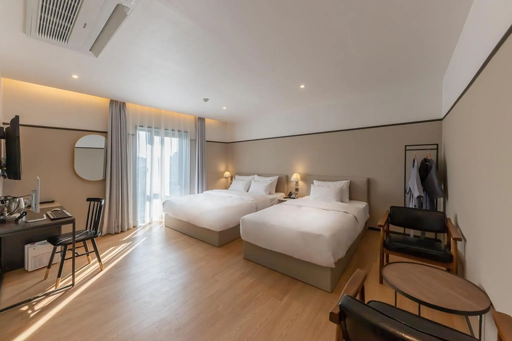 Bed in Brown-Dot Hotel Dongchon Amusement Park