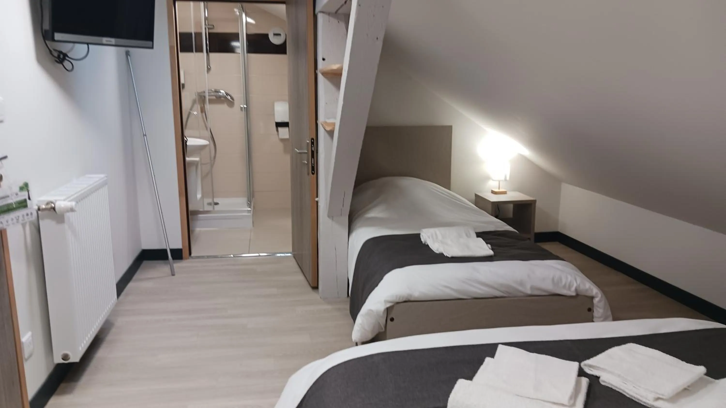 Bathroom, Bed in Domaine du Haut des Bluches