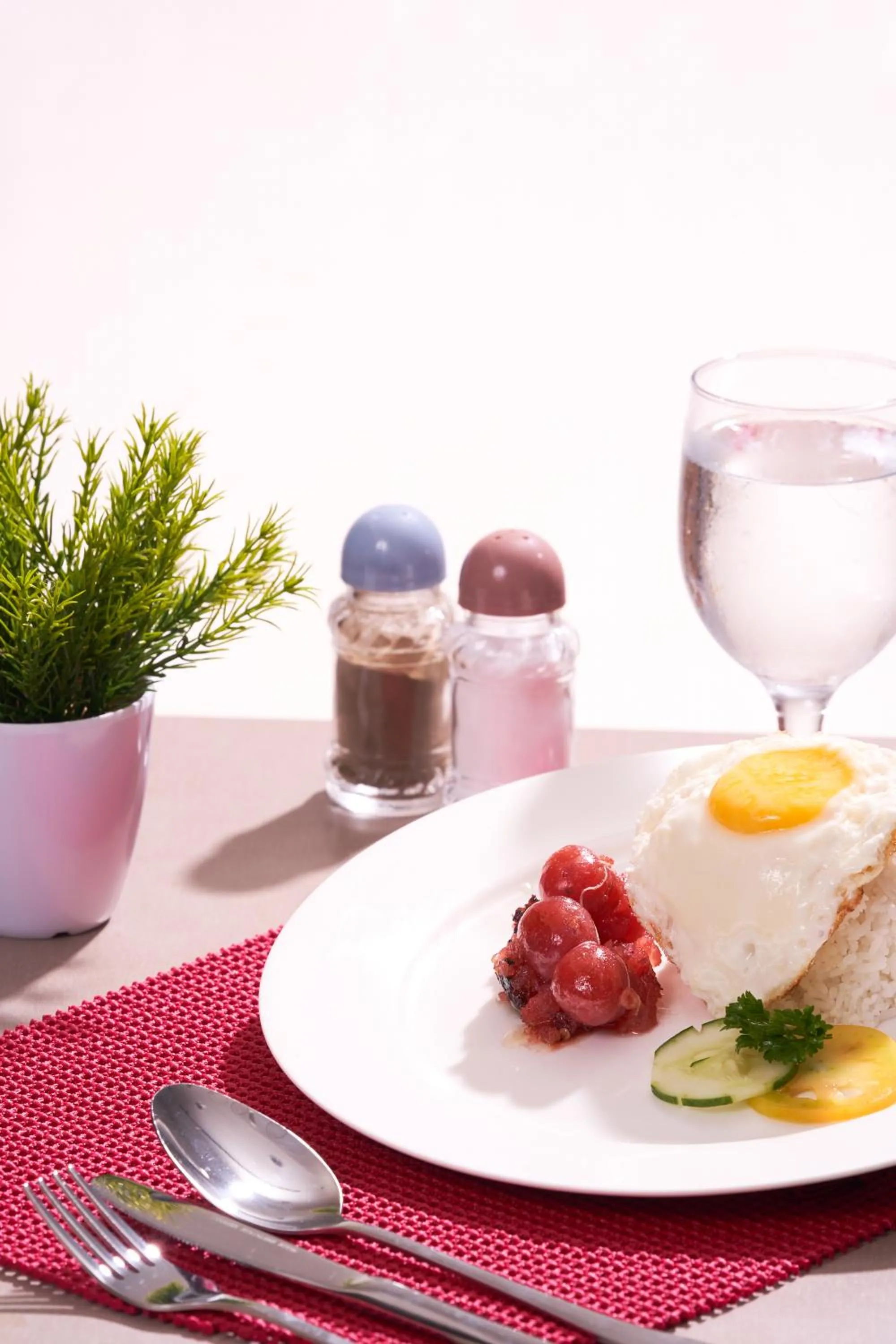 Food in Griffin Hotel and Suites