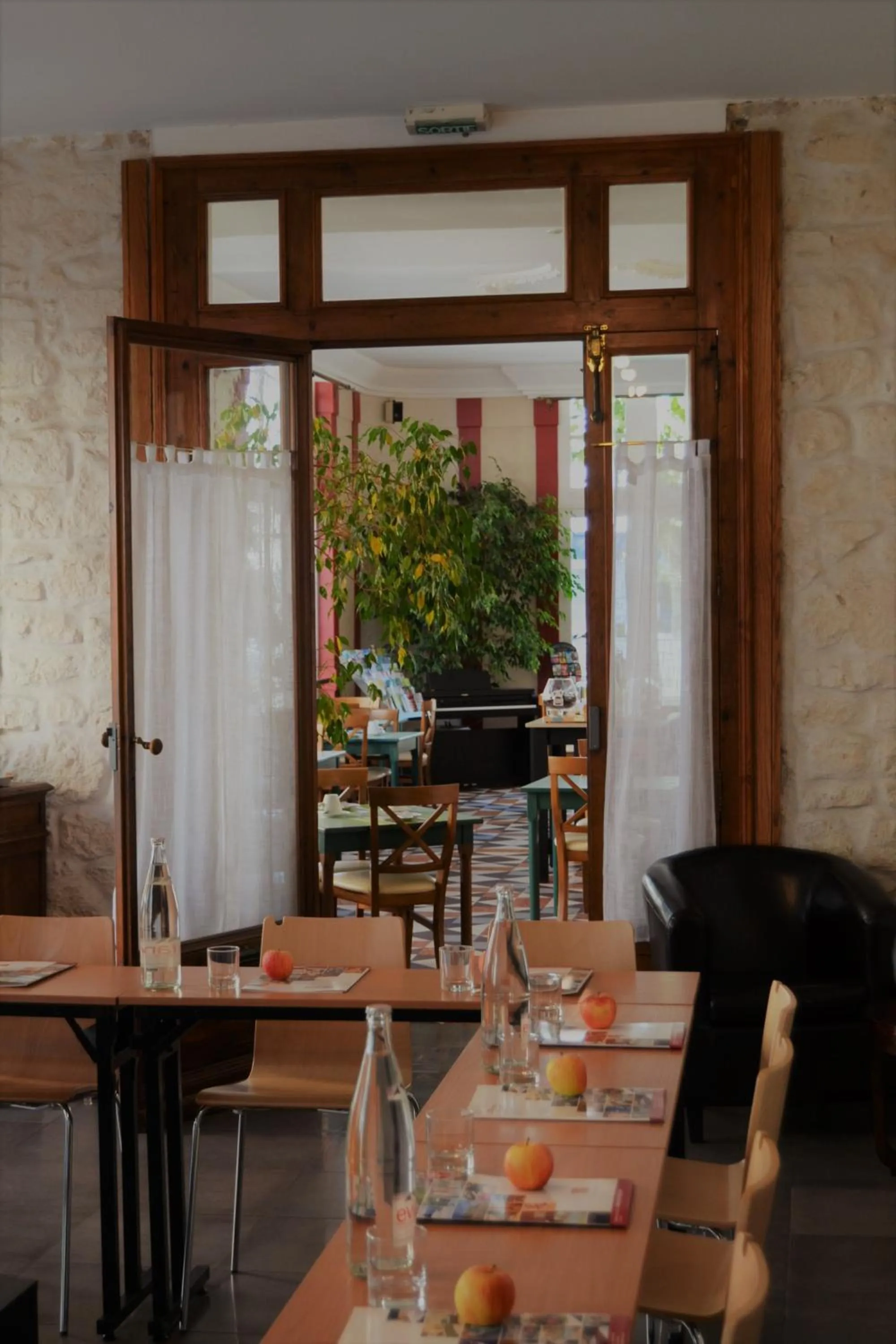 Banquet/Function facilities in LOGIS Hotel Majestic Chatelaillon Plage - La Rochelle