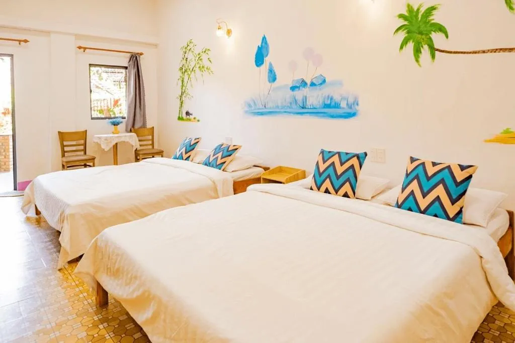 Bed in Hue Lotus Homestay