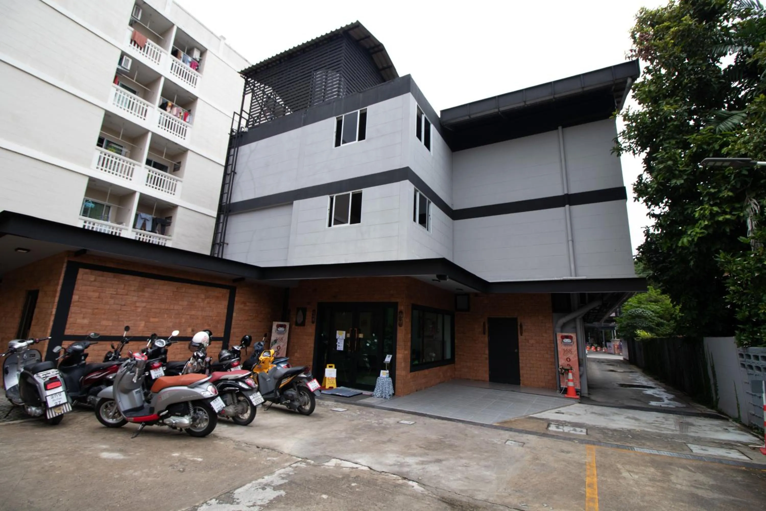 Property building in The 168 Gallery Residence and Hotel