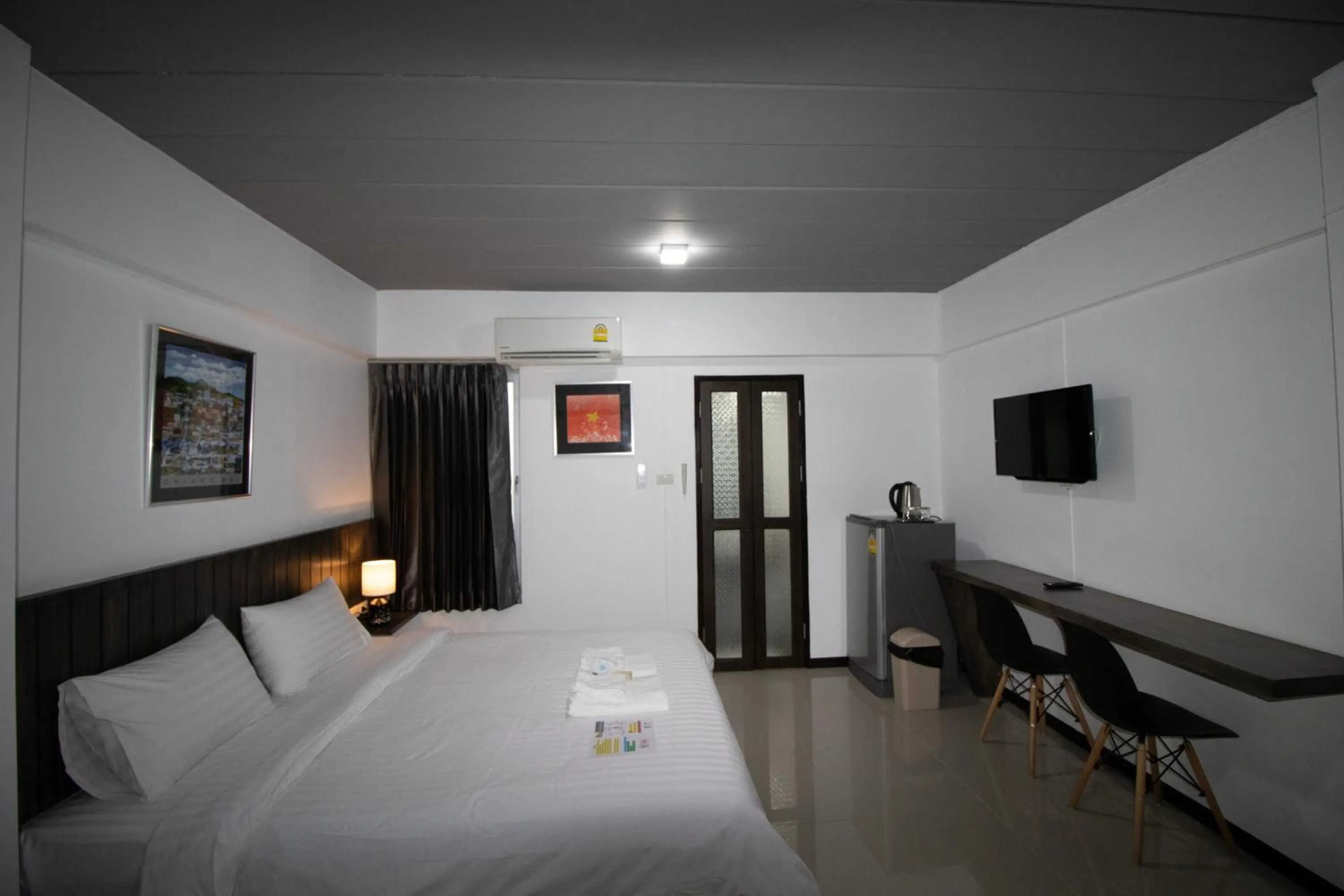 Bedroom, Bed in The 168 Gallery Residence and Hotel