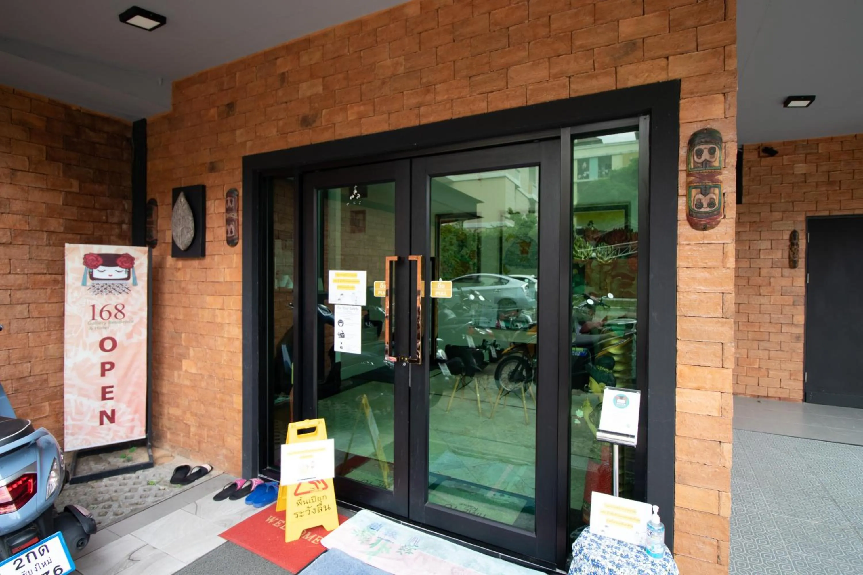 Facade/entrance in The 168 Gallery Residence and Hotel