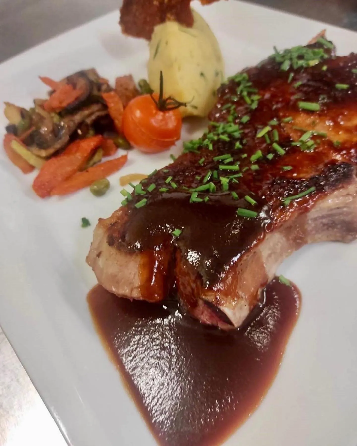 Restaurant/places to eat in Logis Hôtel Restaurant Aloe