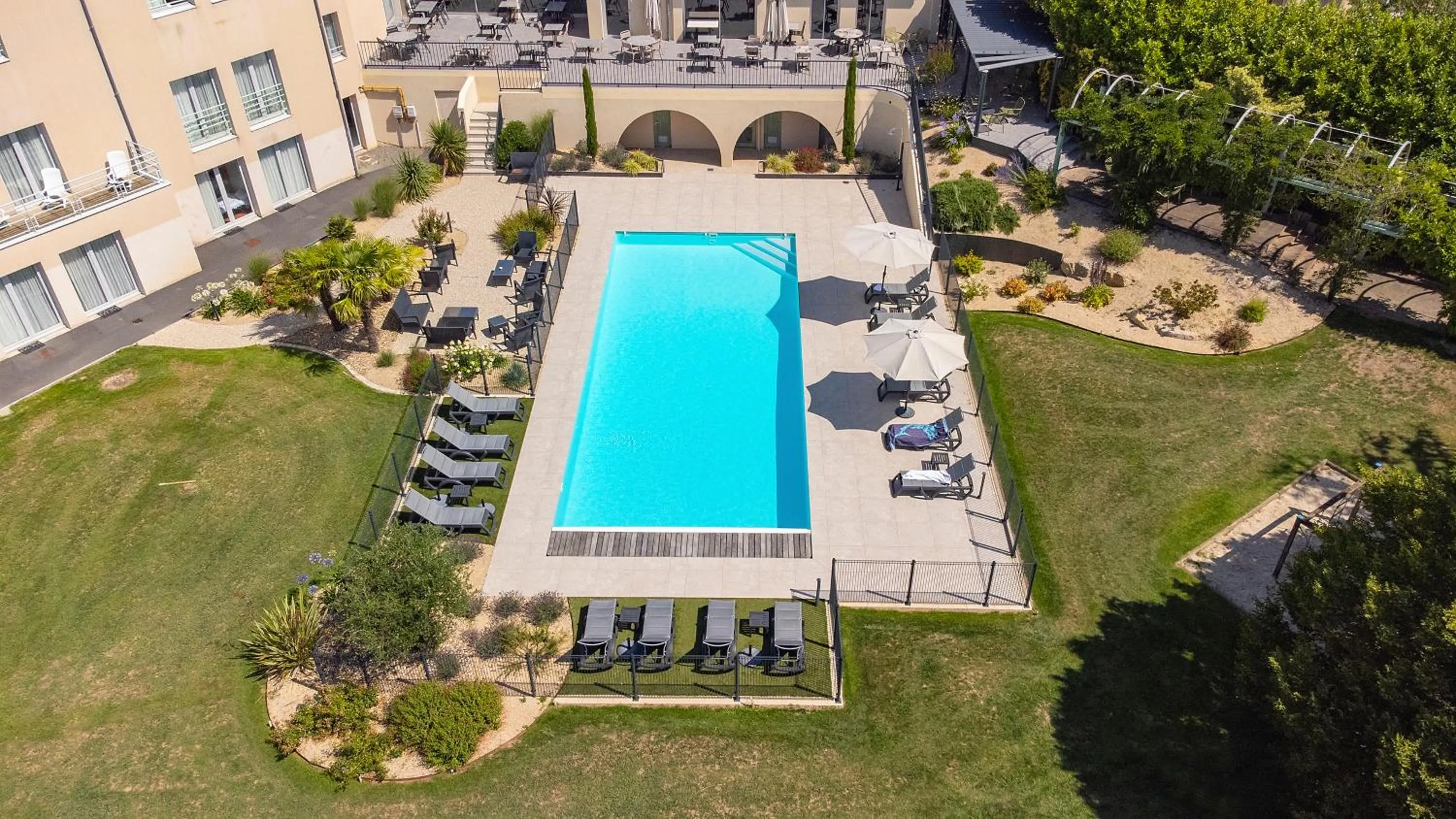 Bird's eye view in Logis Hôtel Restaurant Aloe