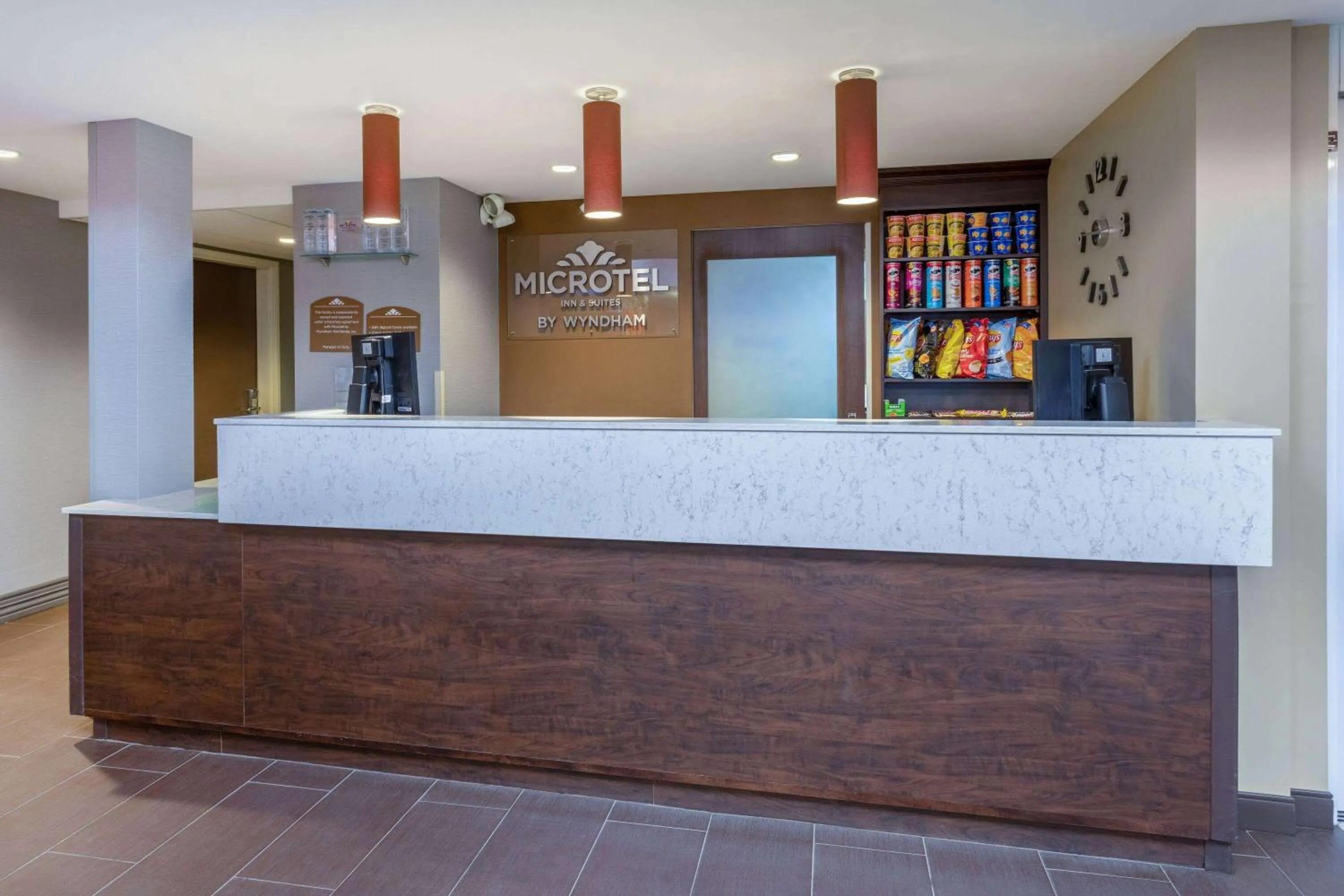 Lobby or reception in Microtel Inn & Suites by Wyndham - Timmins
