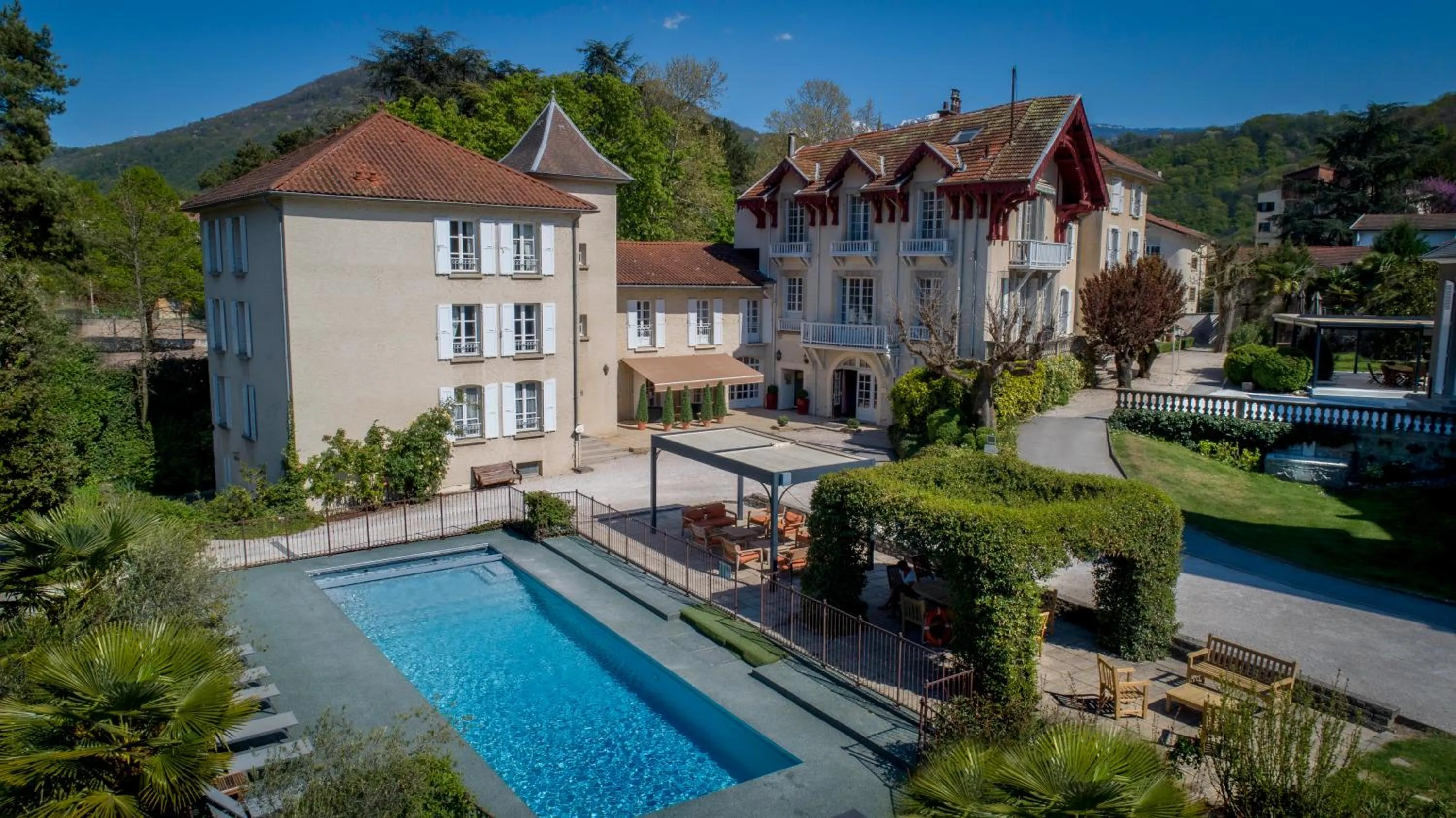 Property building in Château Hôtel, Restaurant & Spa De La Commanderie