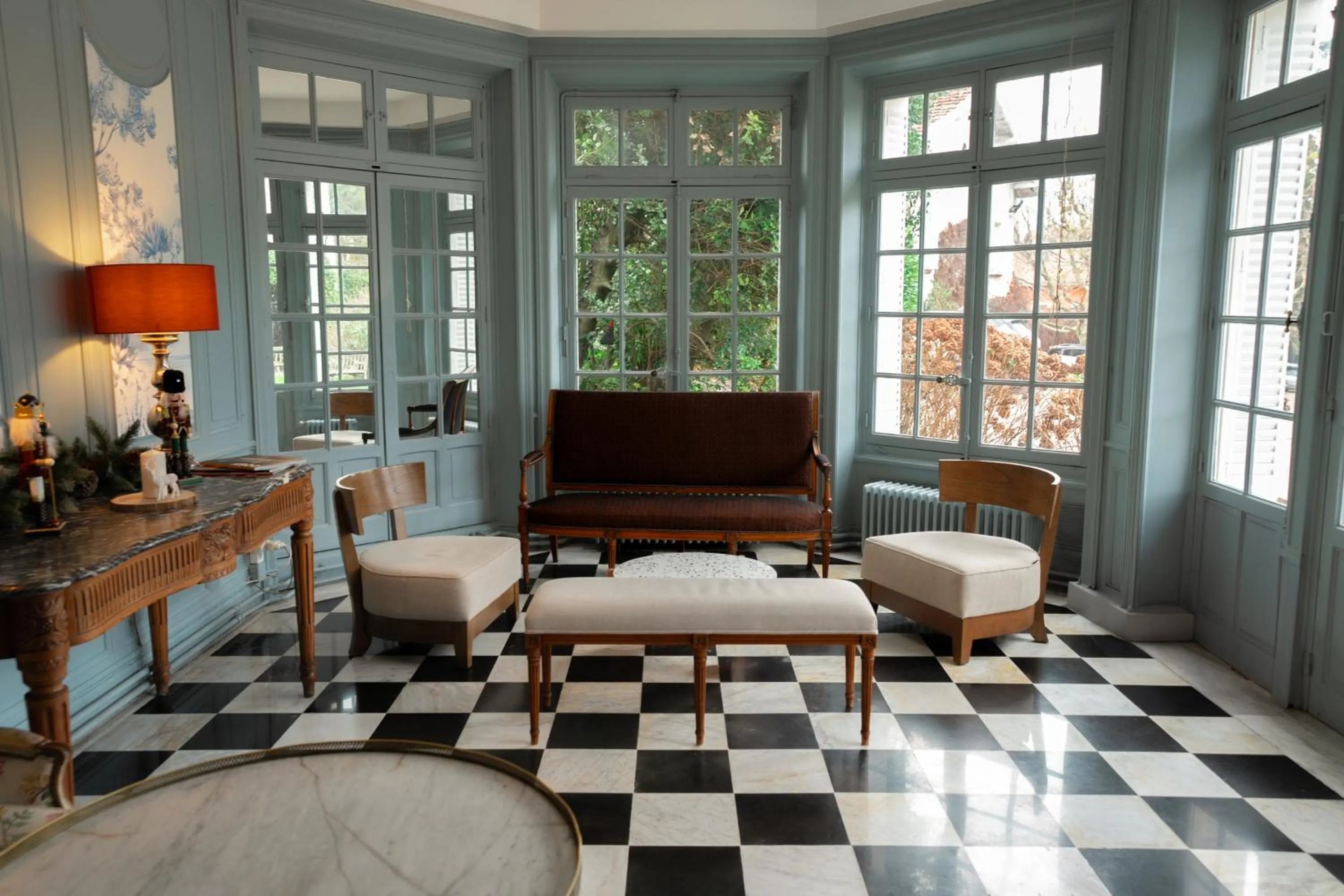 Living room in Château Hôtel, Restaurant & Spa De La Commanderie