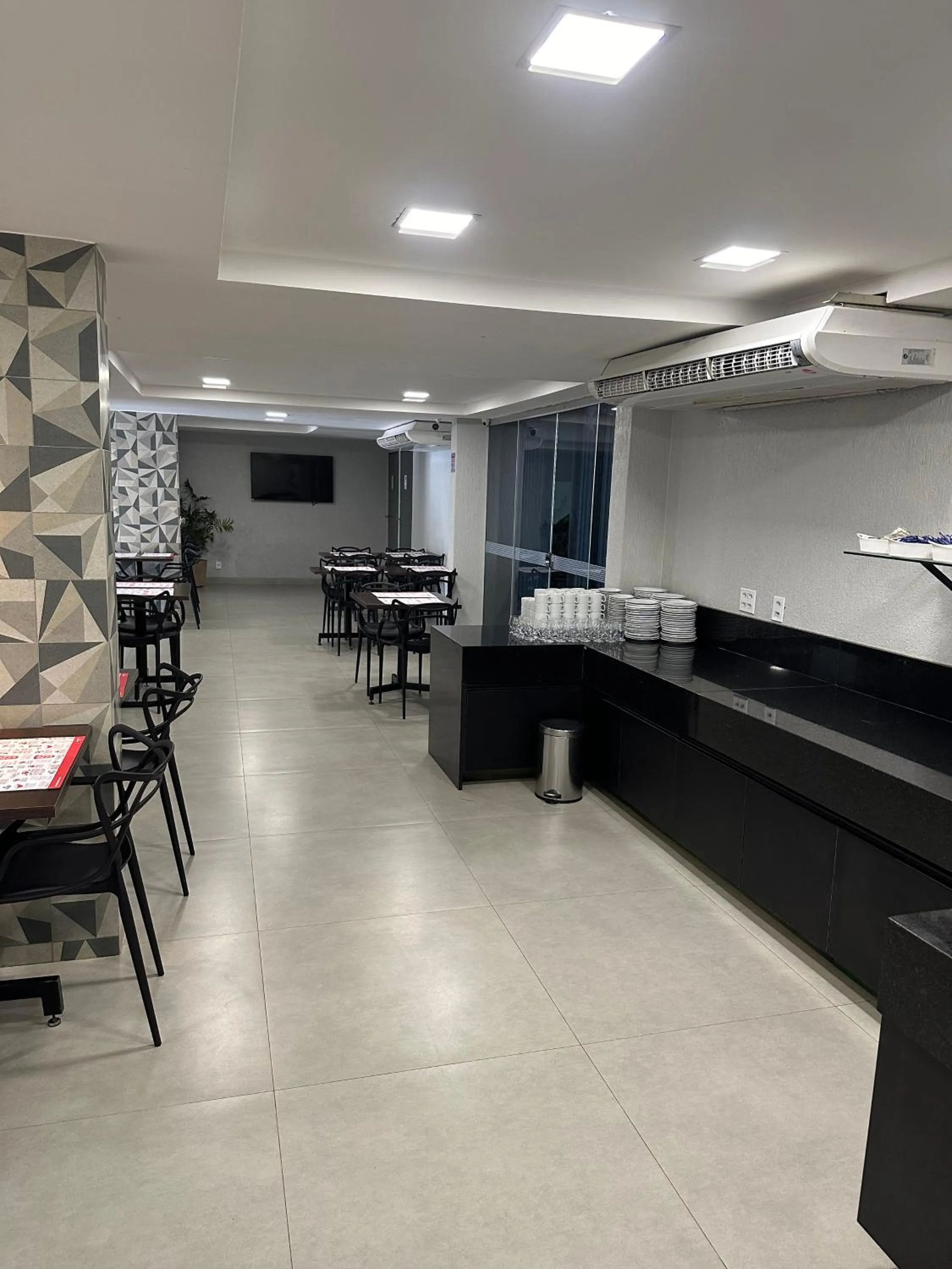 Restaurant/places to eat in Brasília Park Hotel