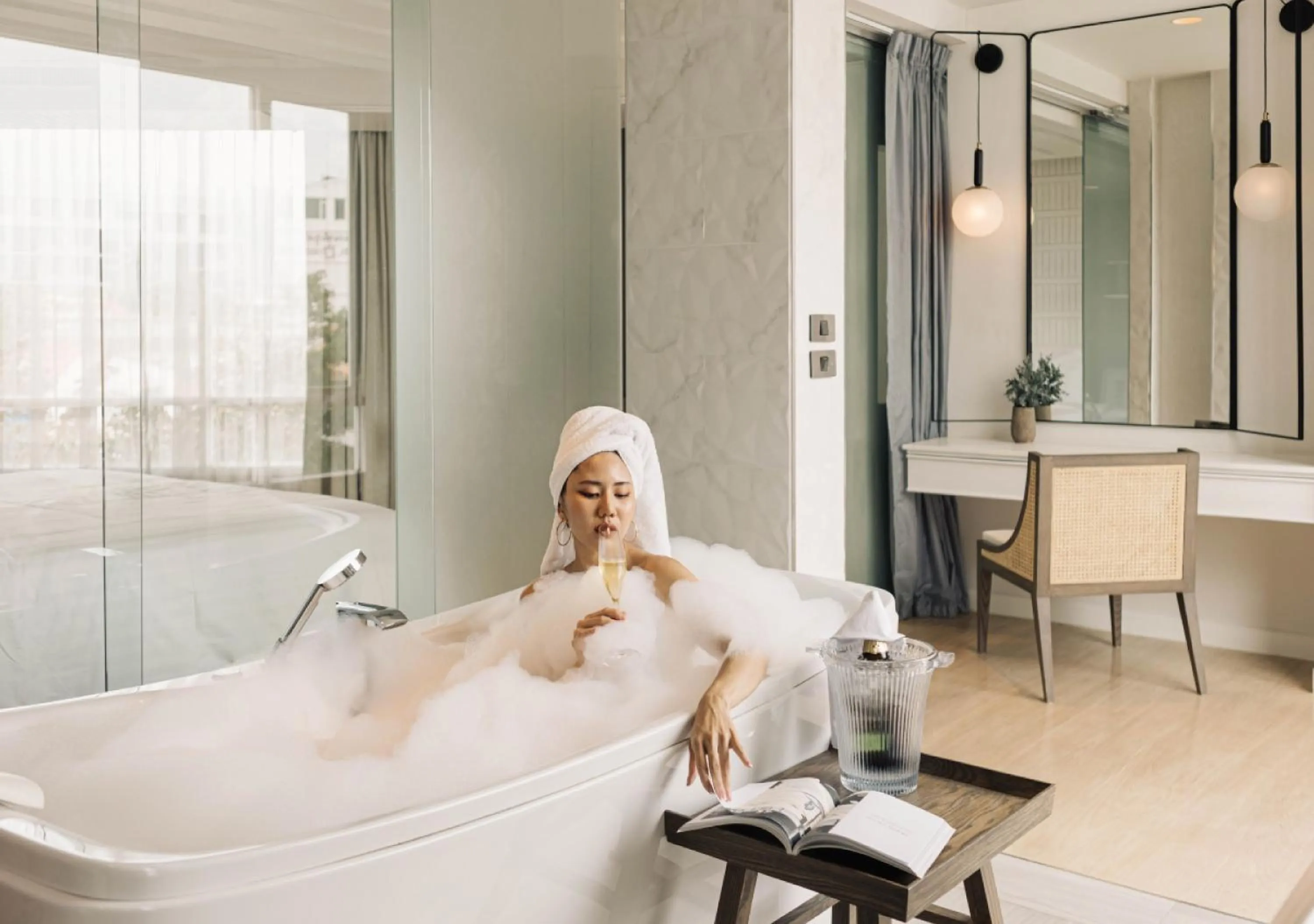 Hot Tub in SYN Boutique Hotel